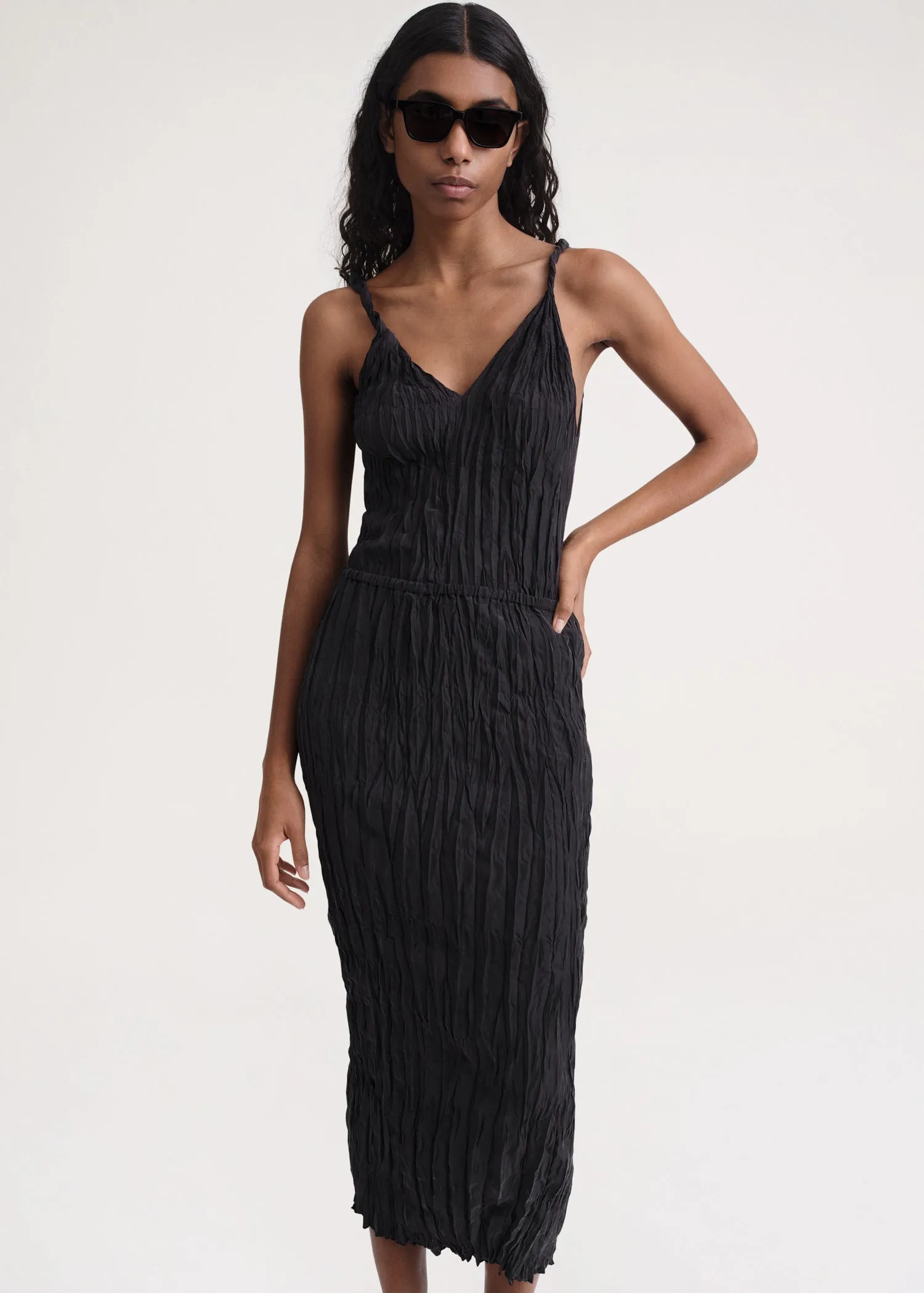 Crinkled silk midi skirt black sold by Toteme product image thumbnail 4