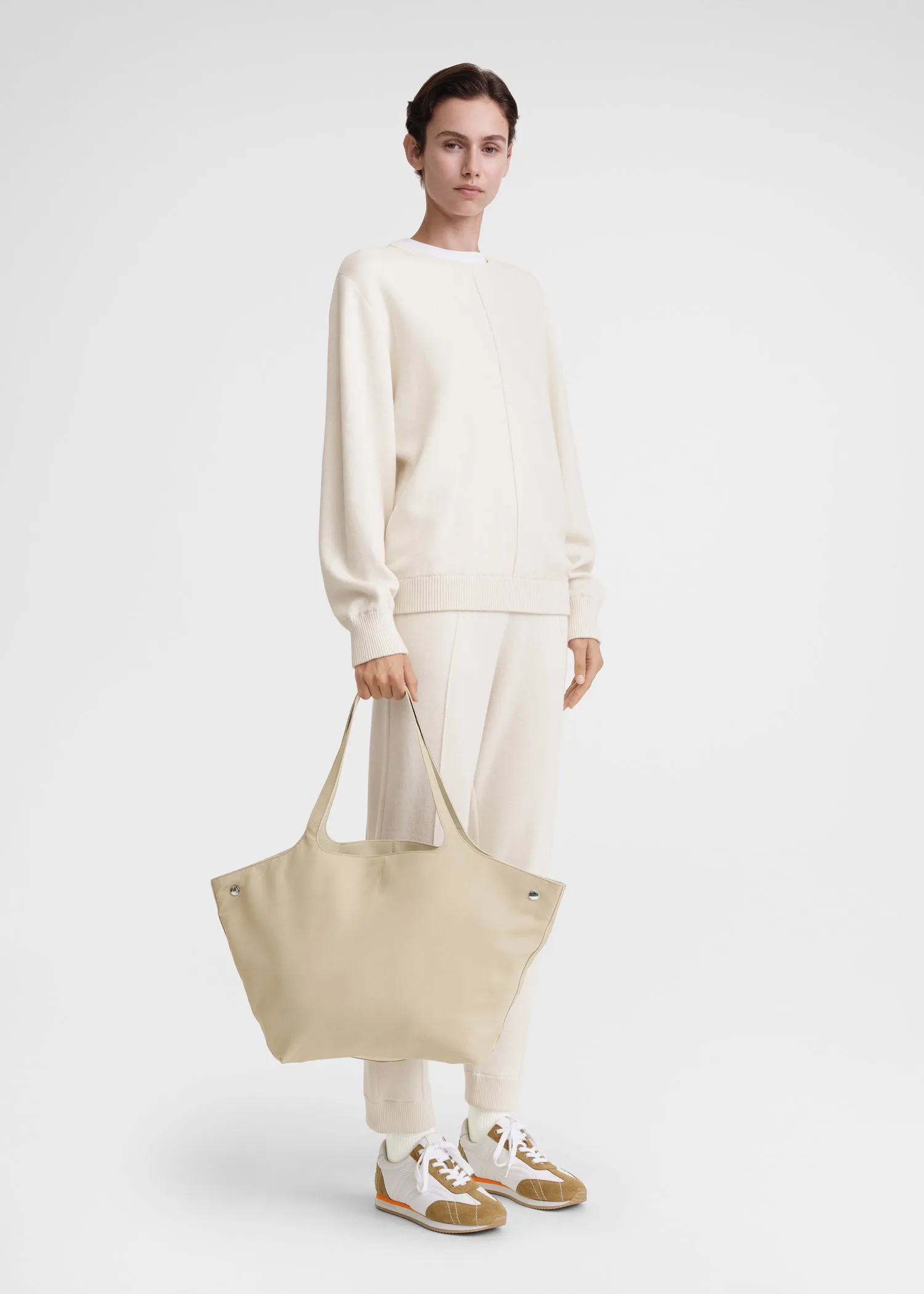 Twin tote beige sold by Toteme product image thumbnail 3