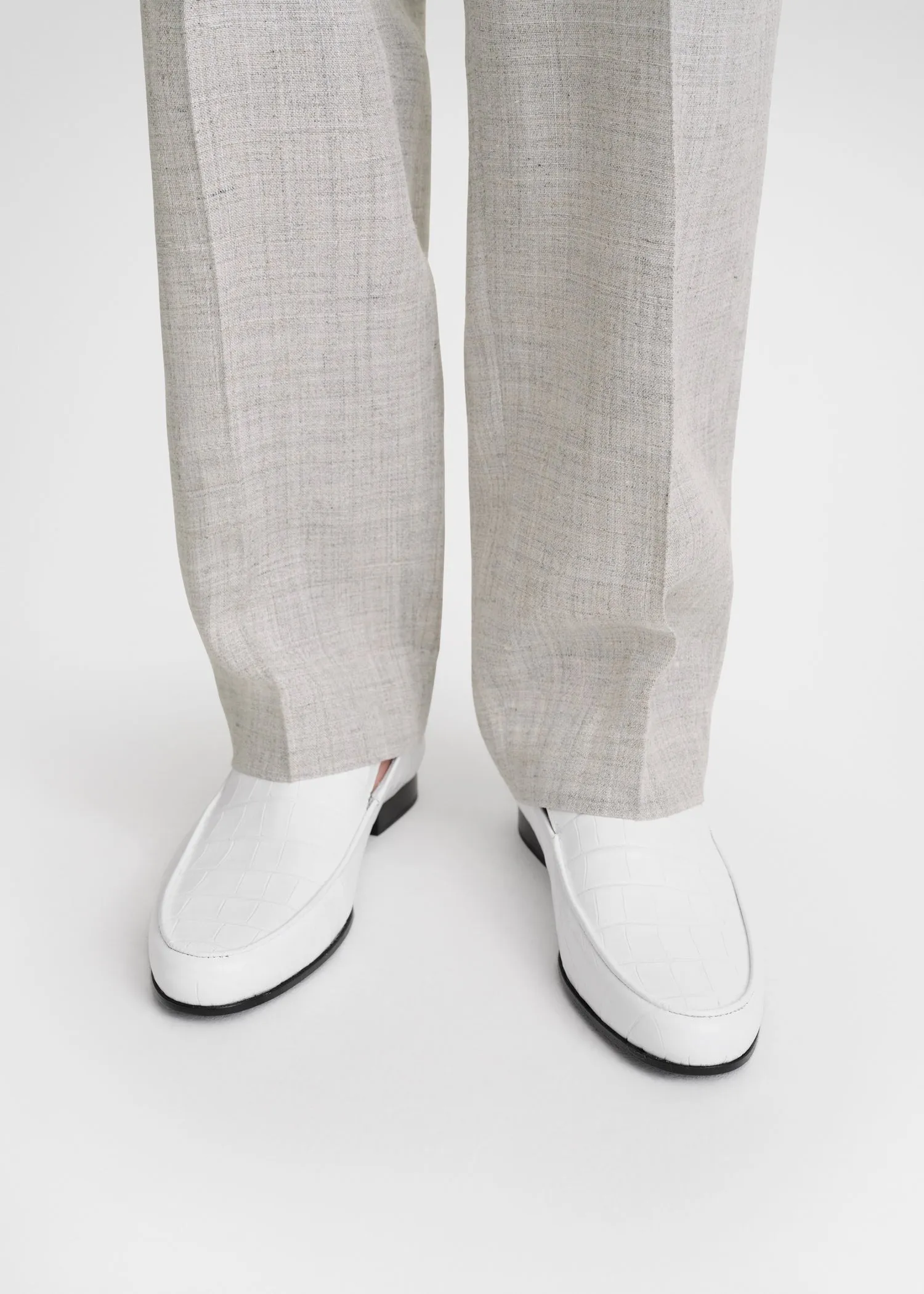 The Croco Oval Loafer white sold by Toteme product image thumbnail 2