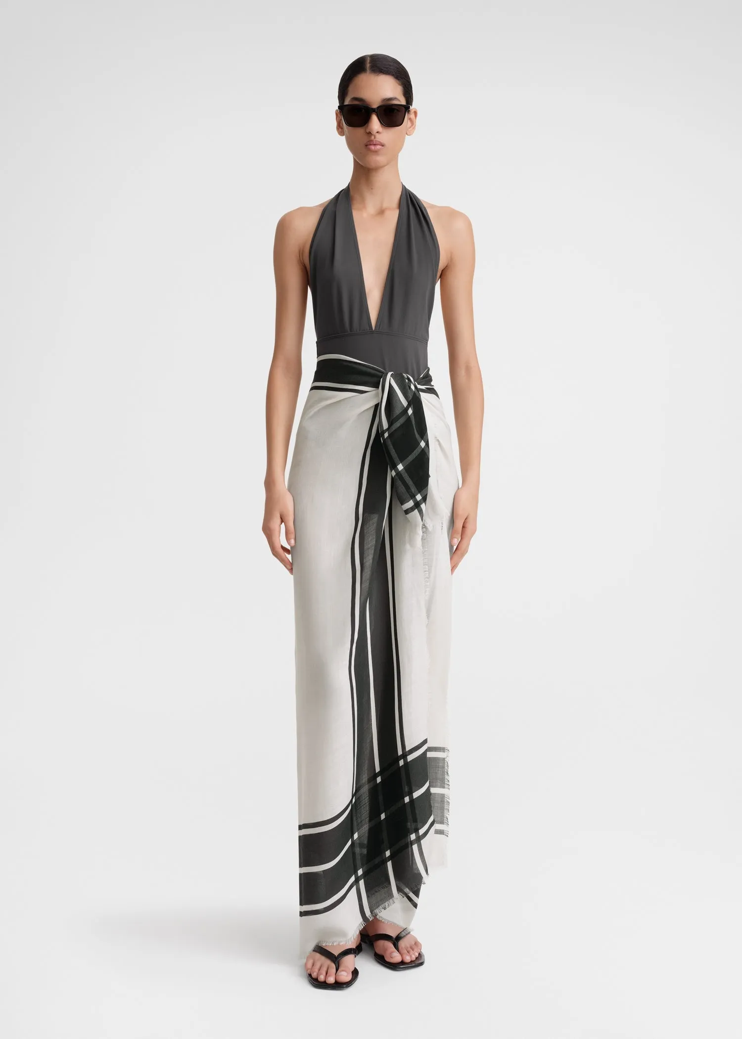 Wool silk blanket scarf black/ecru sold by Toteme product image thumbnail 3