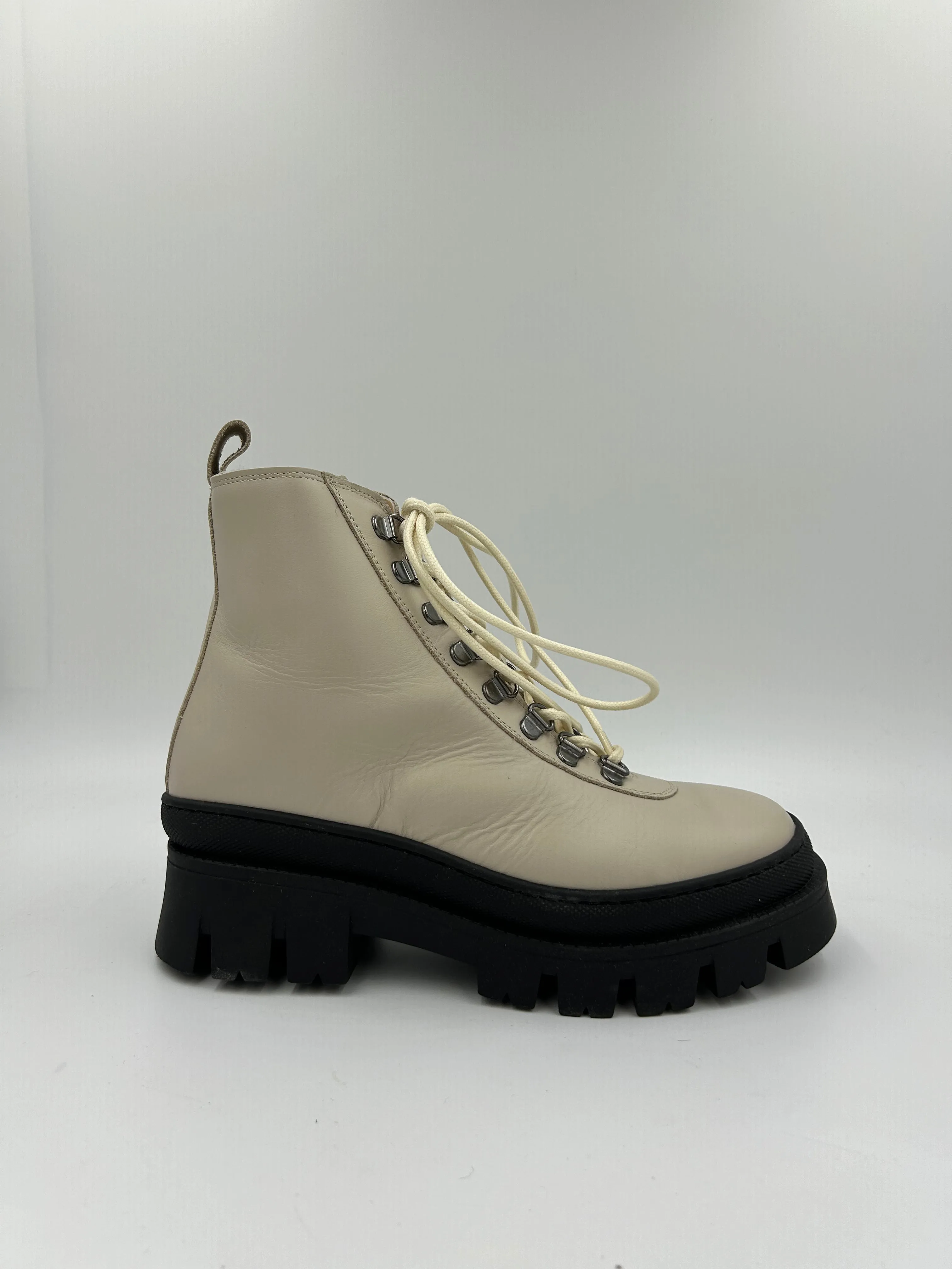 Imperfect Bormio Cream Winter Boot sold by Maguire Shoes product image thumbnail 3