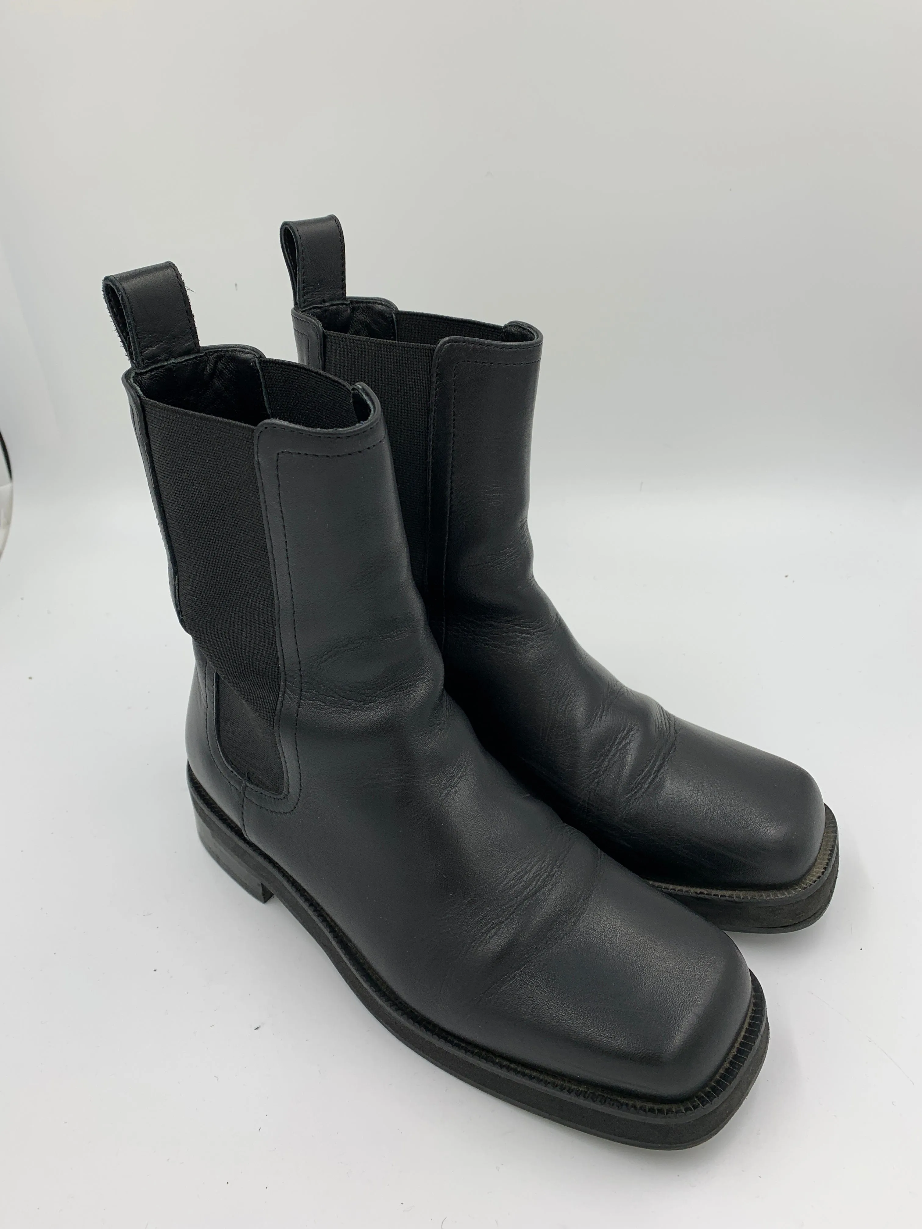 Second Hand Mora Black Boot sold by Maguire Shoes product image thumbnail 3