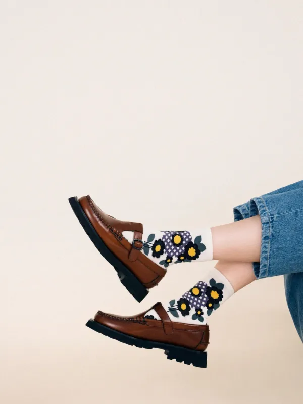 Constance Crew sold by Maguire Shoes