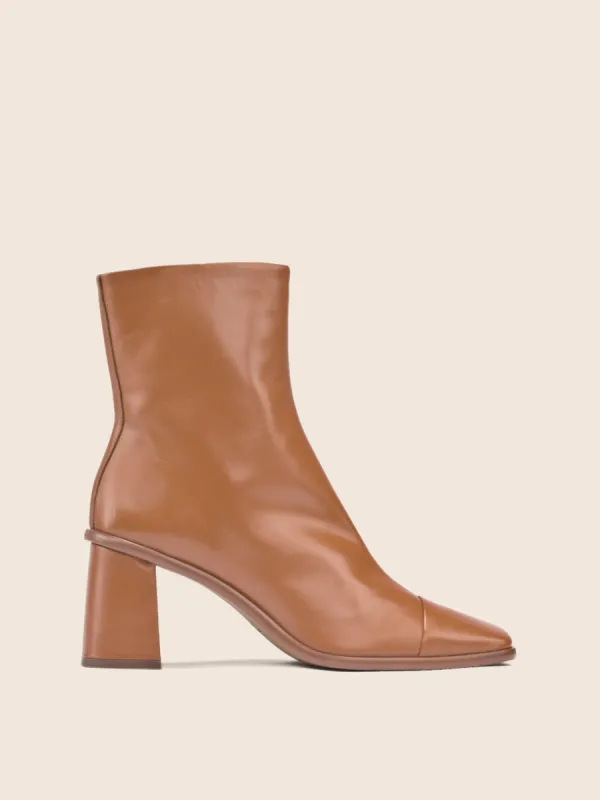 Avila Clay Boot sold by Maguire Shoes