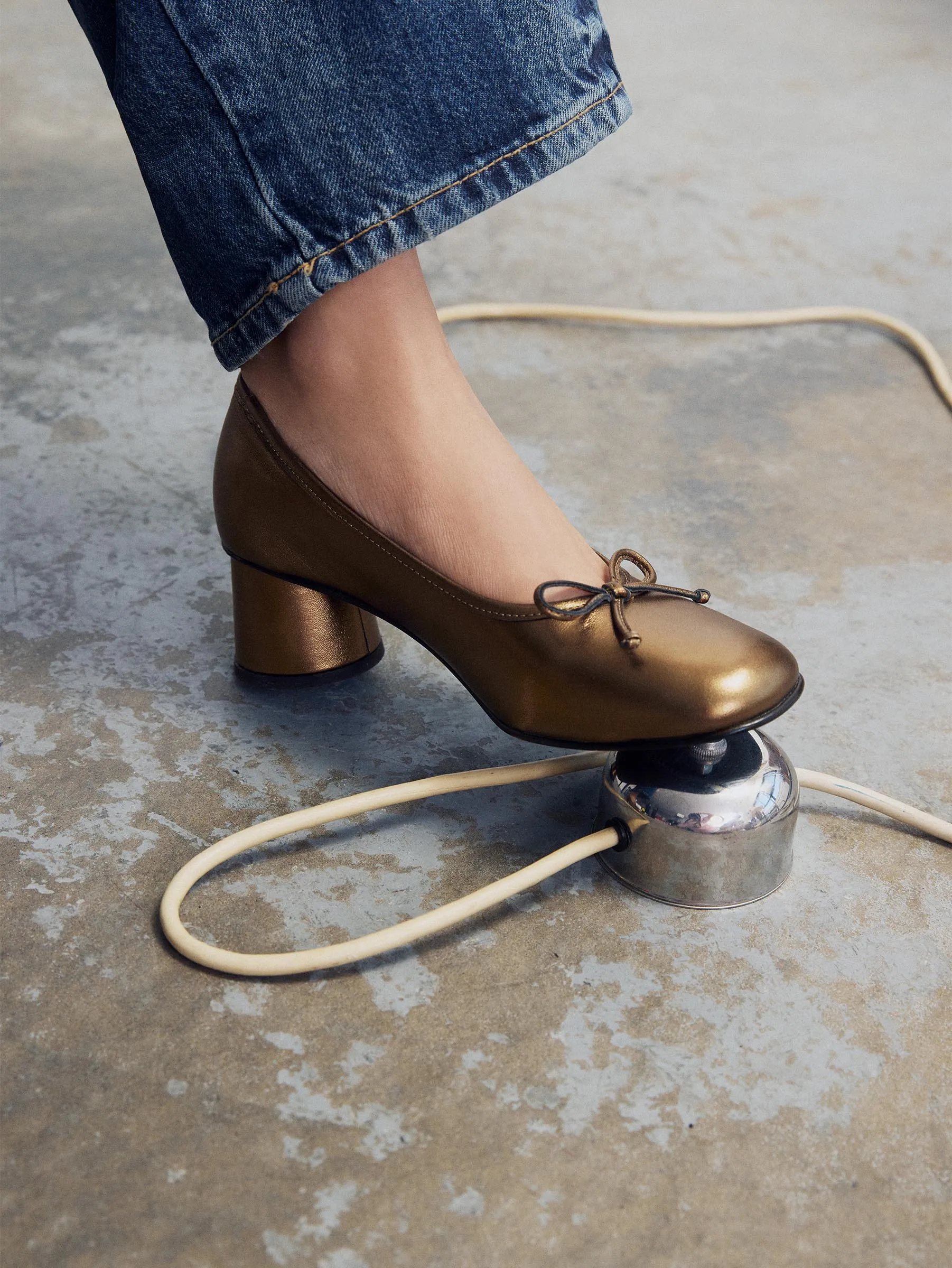 Salvada Bronze Heel sold by Maguire Shoes product image thumbnail 4