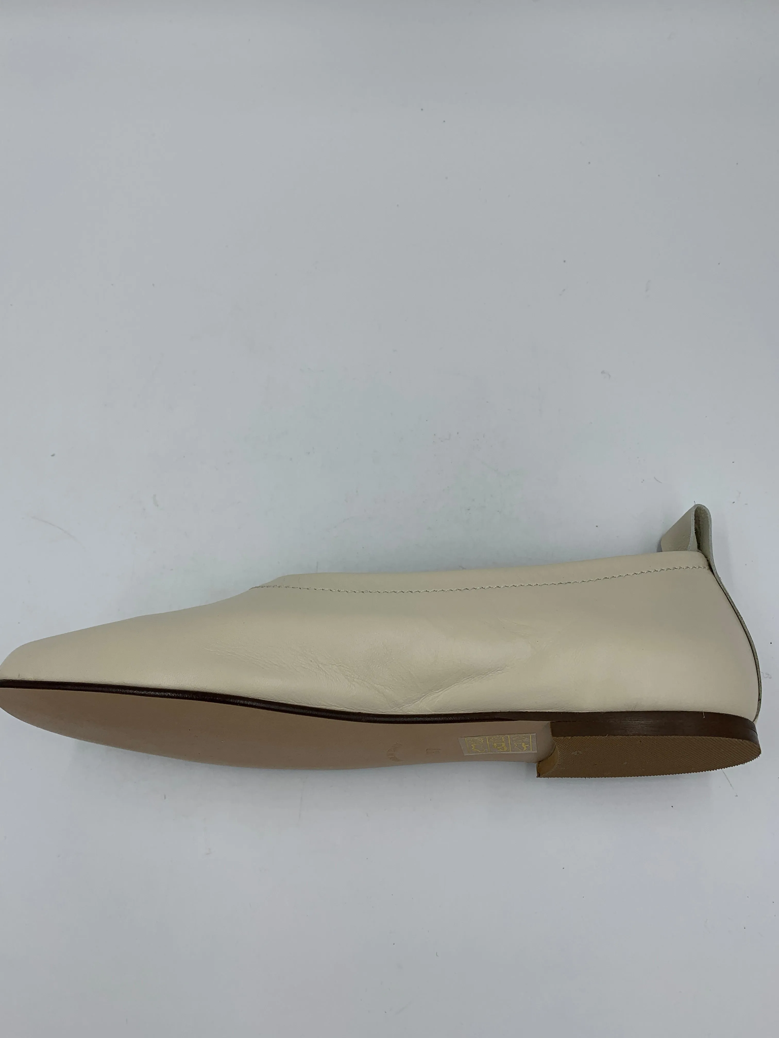 Second Hand Velada Cream 37 sold by Maguire Shoes product image thumbnail 4