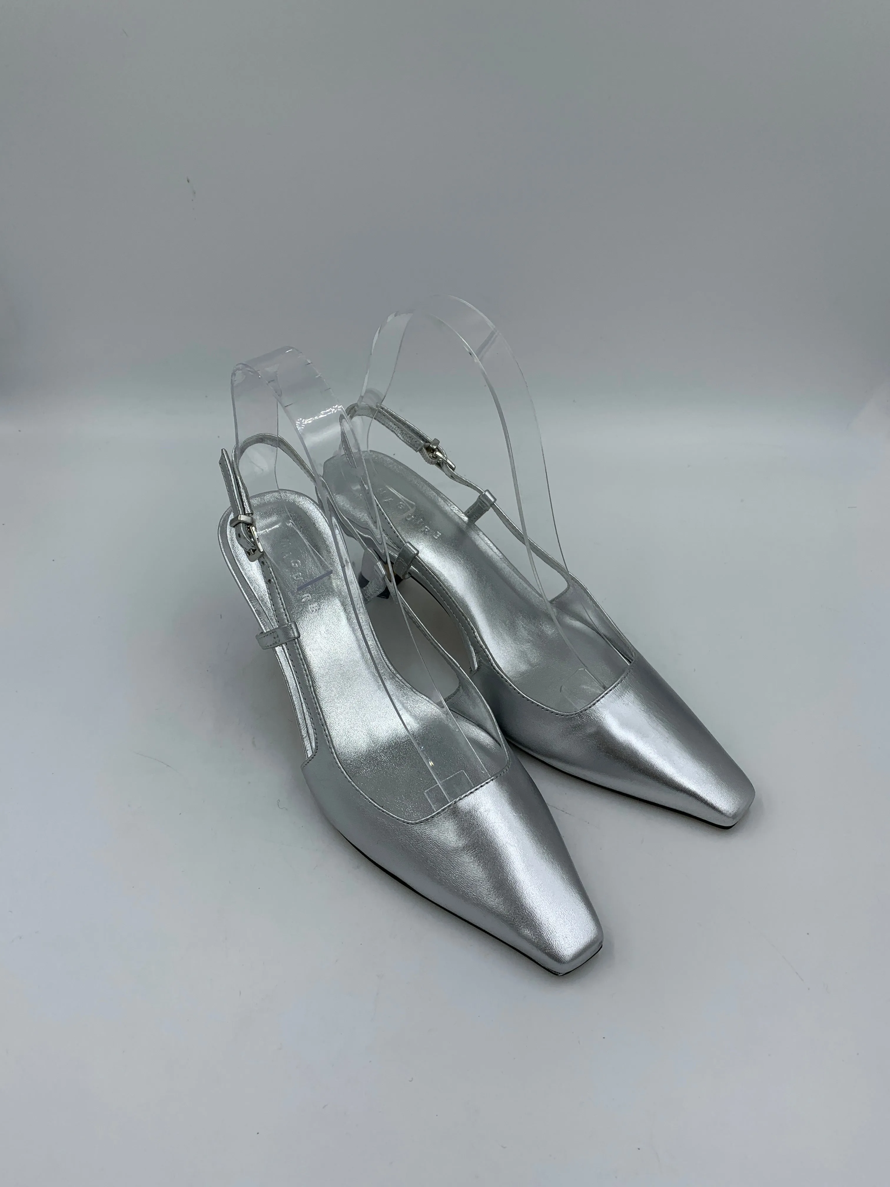 Imperfect Bahia Silver sold by Maguire Shoes product image thumbnail 2