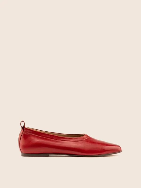 Floor Model Velada Vino sold by Maguire Shoes