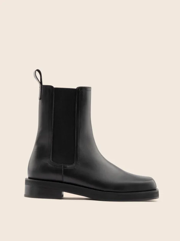 Second Hand Mora Black 42 sold by Maguire Shoes