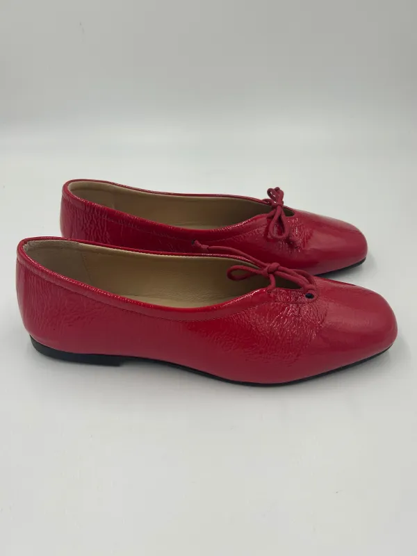 Sample Prato Vino 37 sold by Maguire Shoes