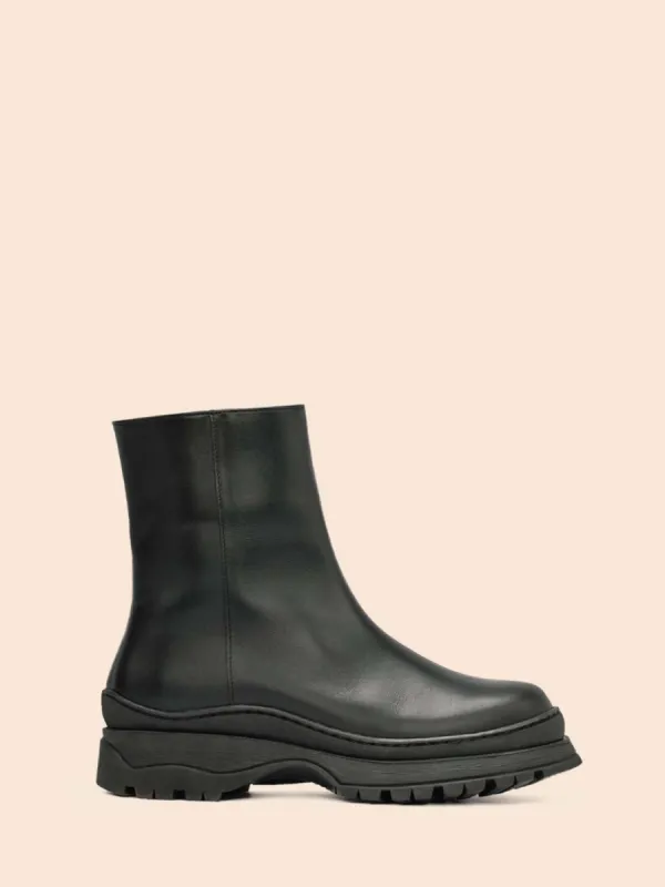 Second Hand Feira Black Winter Boot sold by Maguire Shoes