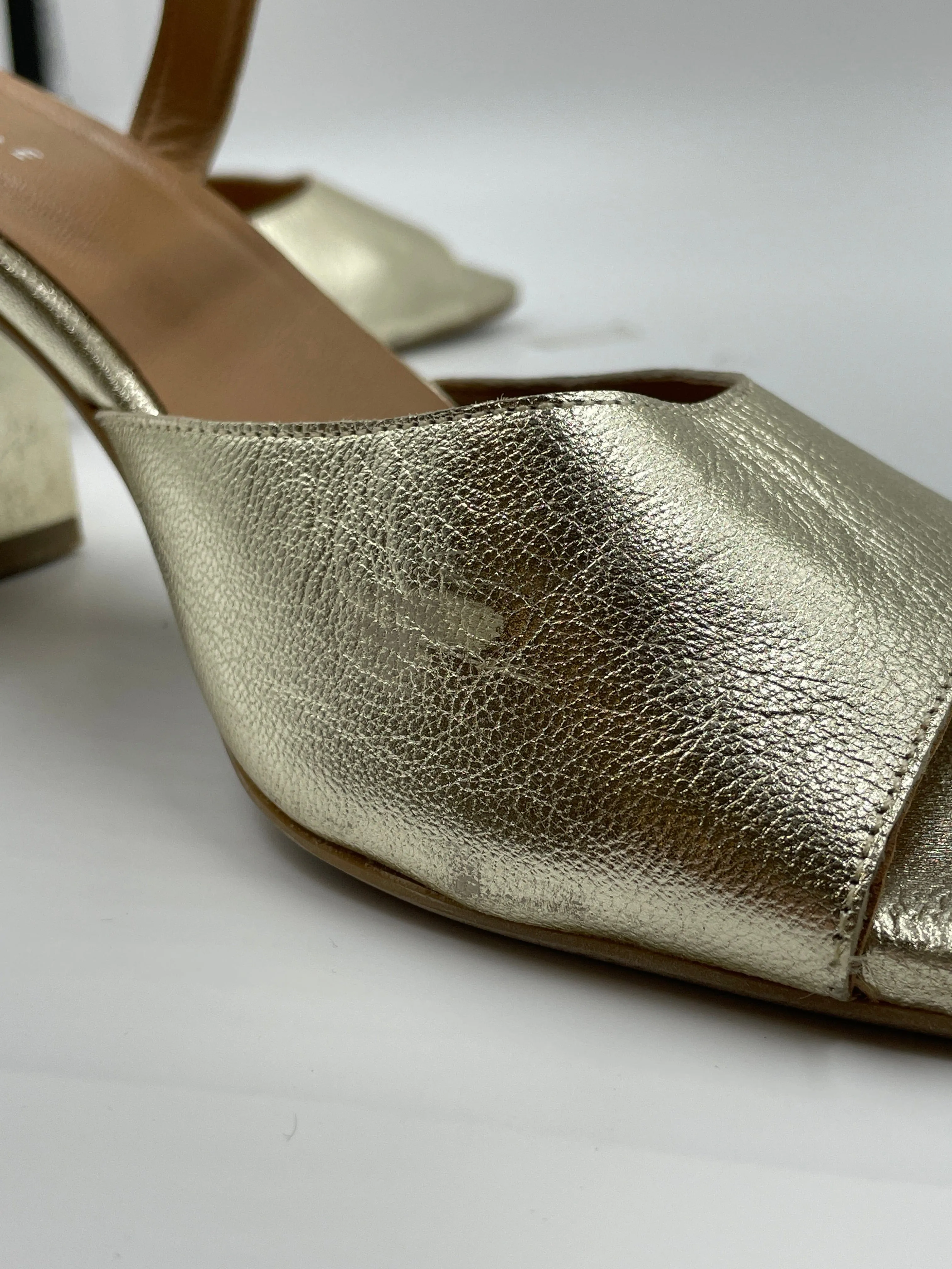 Imperfect Zamora Gold Heel sold by Maguire Shoes product image thumbnail 4