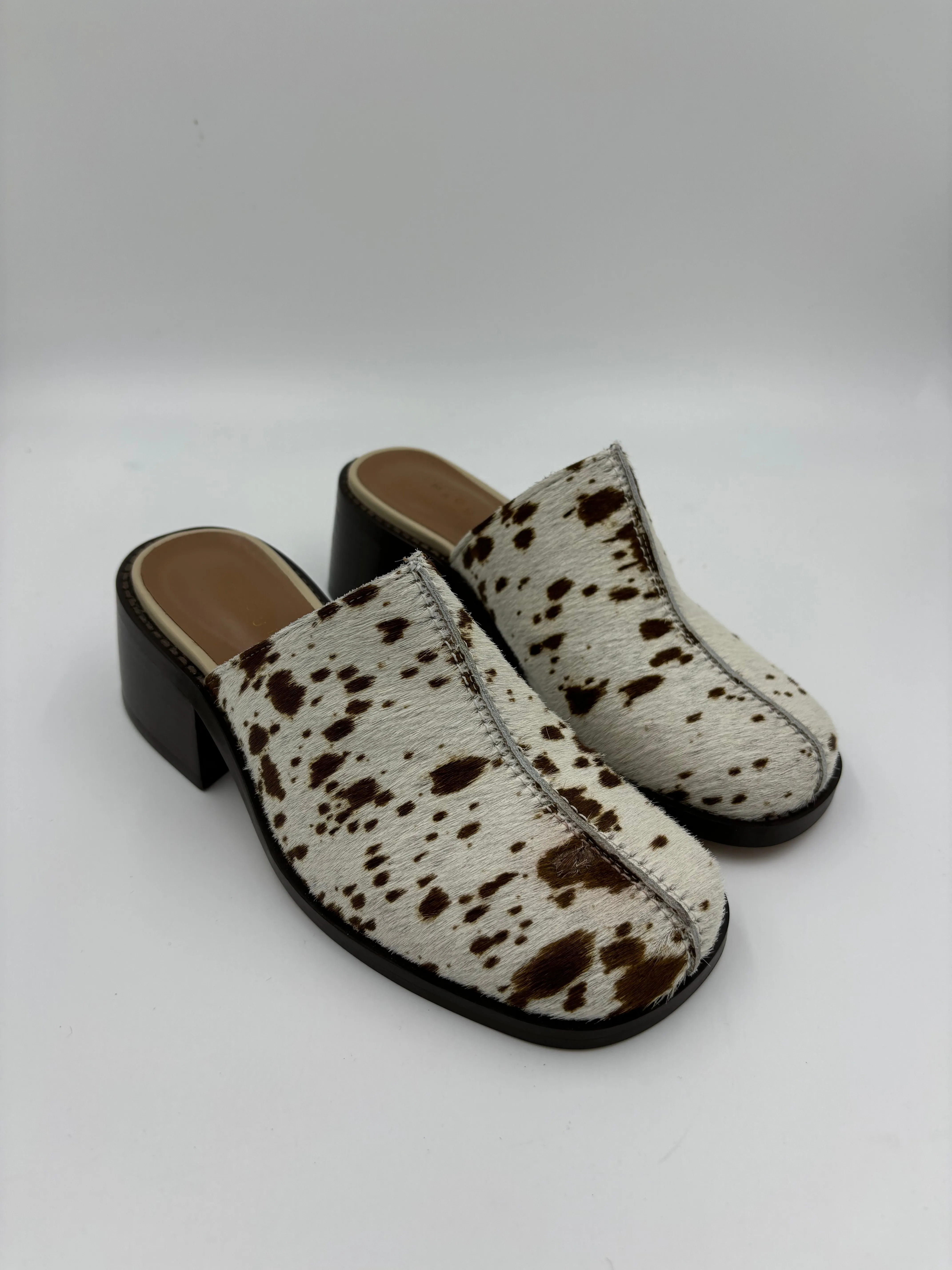 Imperfect Safara Bambi Mule 35 sold by Maguire Shoes product image thumbnail 2