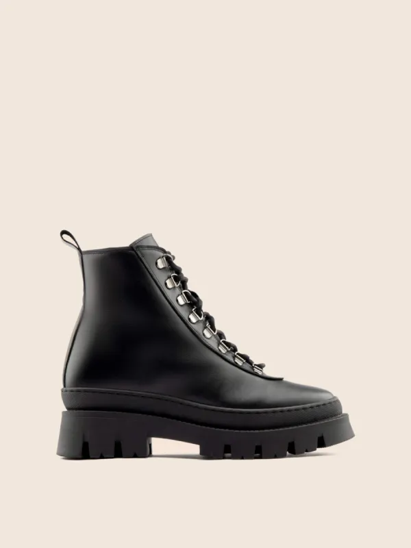 Imperfect Bormio Black Winter Boot - Old version sold by Maguire Shoes