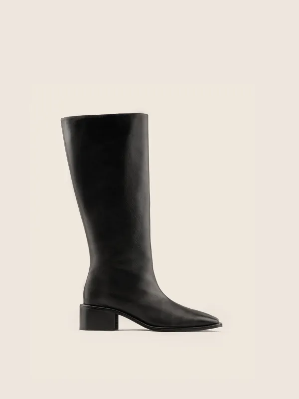 Carmona Black Boot sold by Maguire Shoes