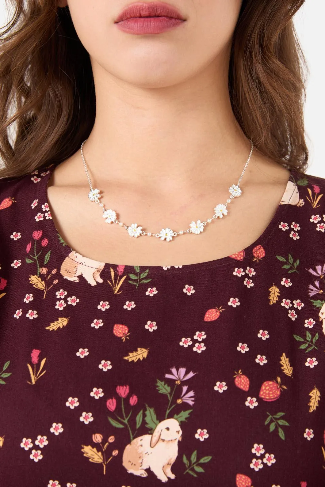 Delicate Daisy Necklace sold by Princess Highway product image thumbnail 2