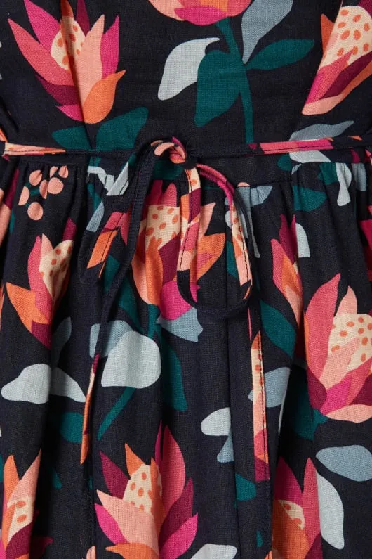 King Protea Dress sold by Princess Highway product image thumbnail 5