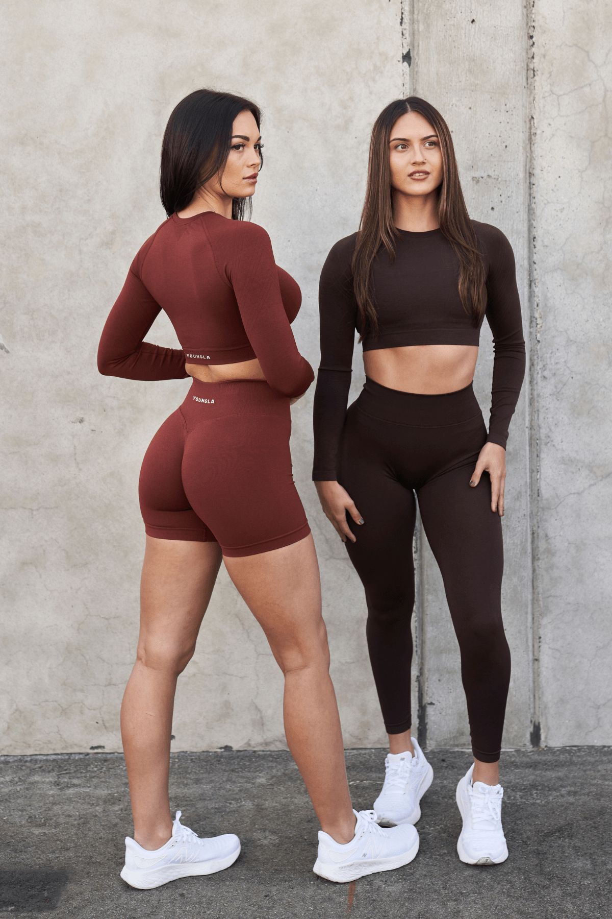 W430 - Curve Seamless Long Sleeve sold by YoungLA product image thumbnail 3