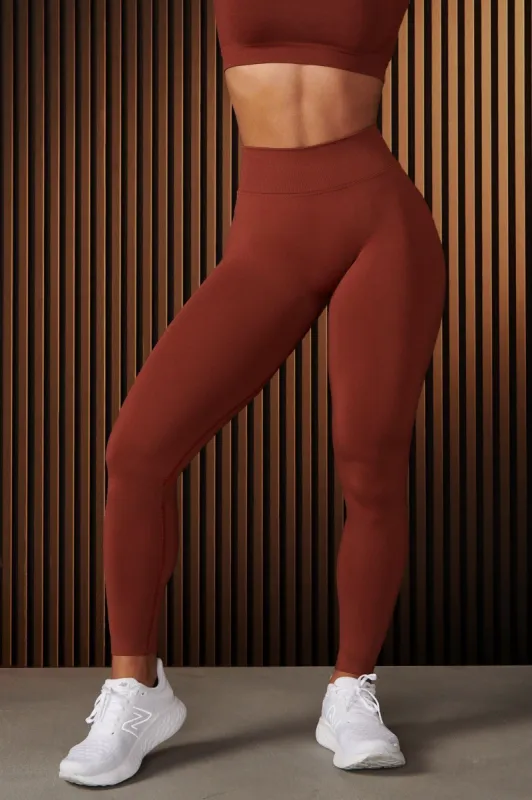 W233 - Curve seamless legging sold by YoungLA