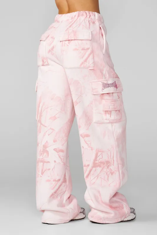 W2230 - Camo Cargo Joggers made by YoungLA
