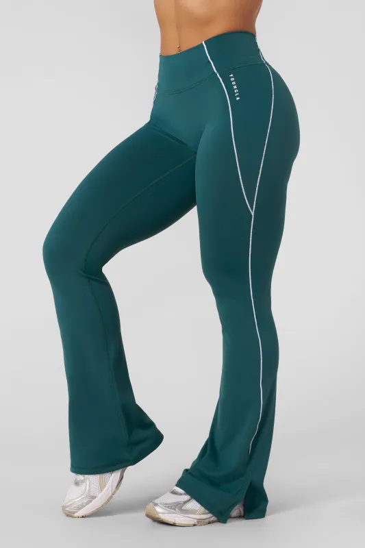 W285 - Elevate Flare Leggings made by YoungLA