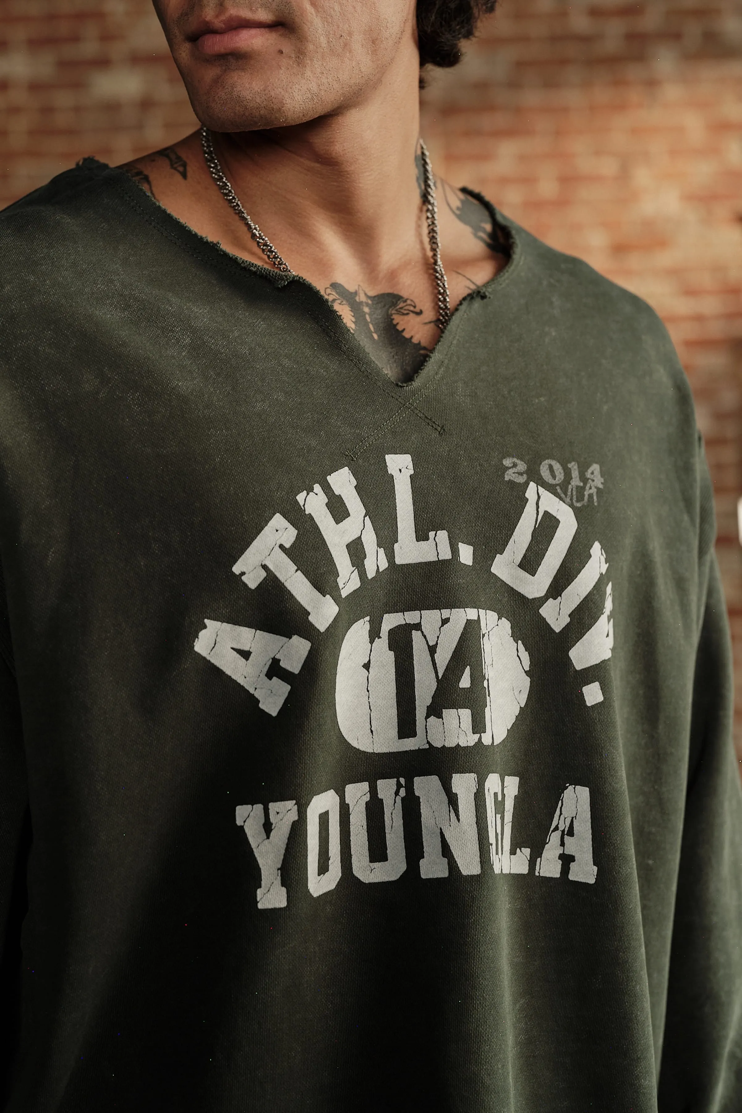 8098 - Golden Era Pump Cover Crewneck sold by YoungLA product image thumbnail 3