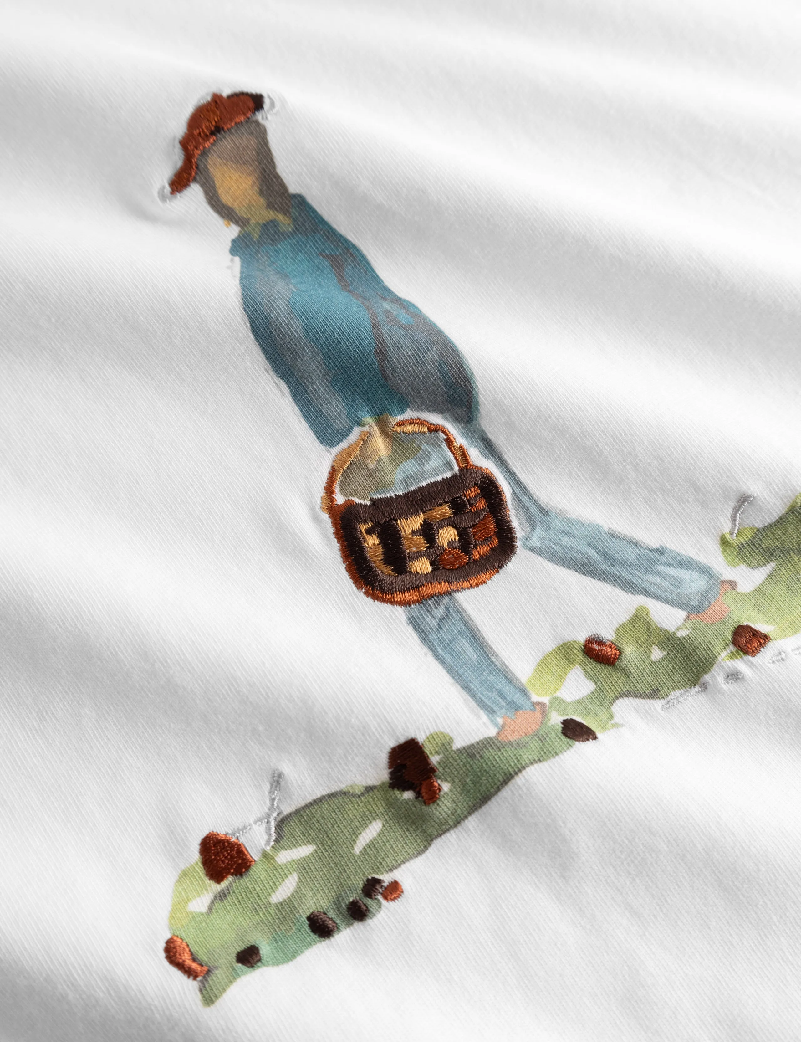 HUNT T-SHIRT - WHITE sold by Foret product image thumbnail 4