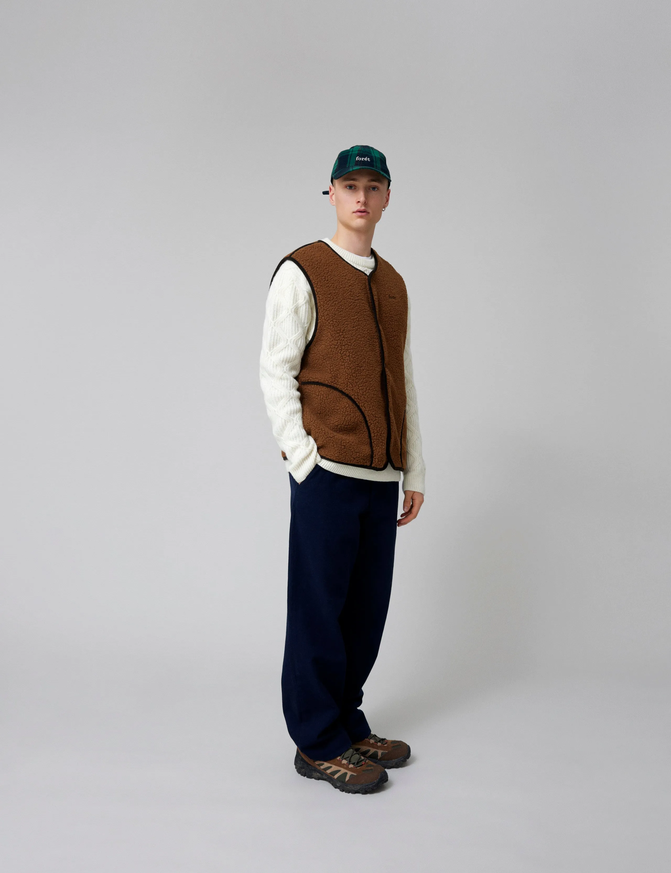 TULIP SHERPA FLEECE VEST - BROWN sold by Foret product image thumbnail 3