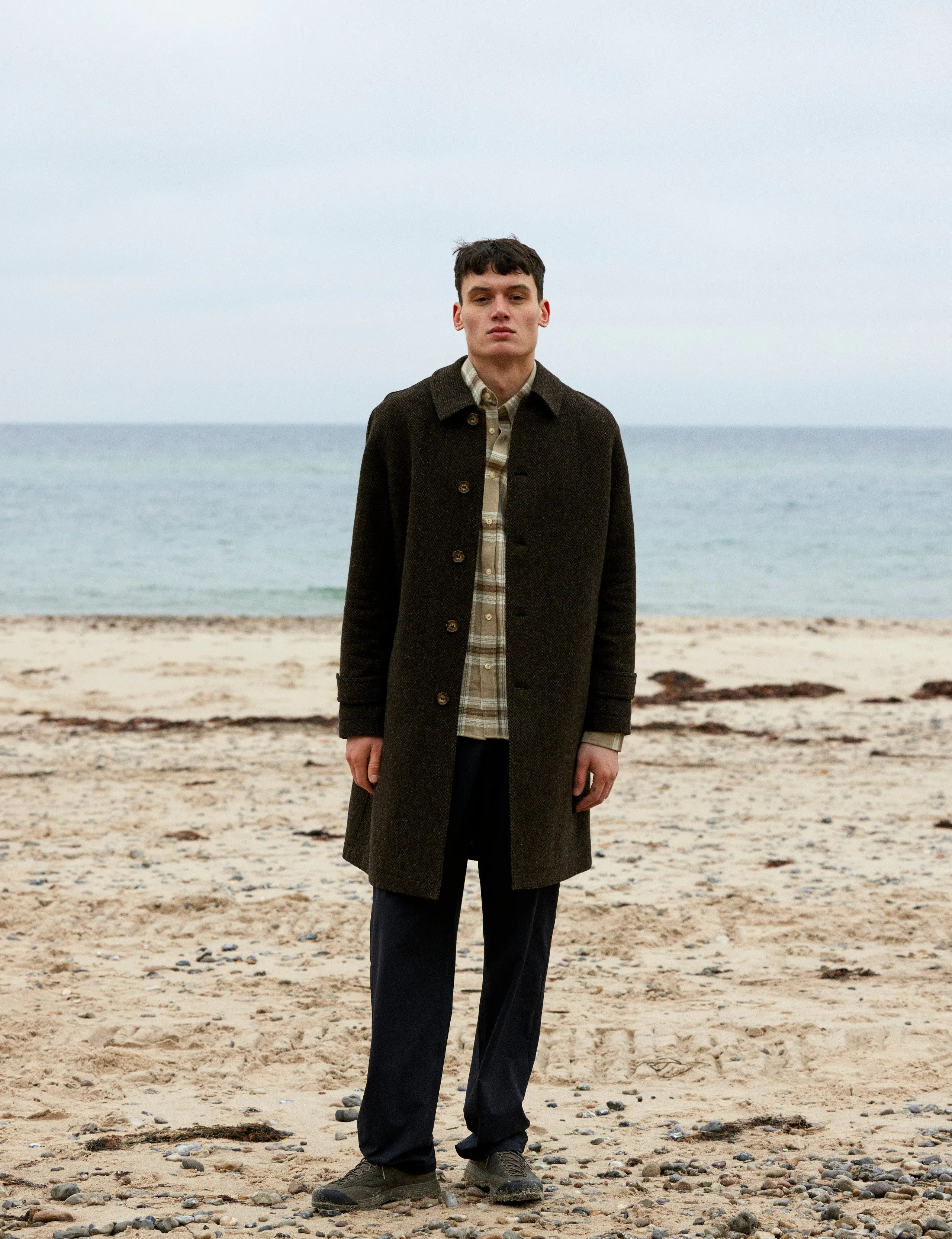SHELTER WOOL LONG COAT - BLACK/ARMY sold by Foret product image thumbnail 3