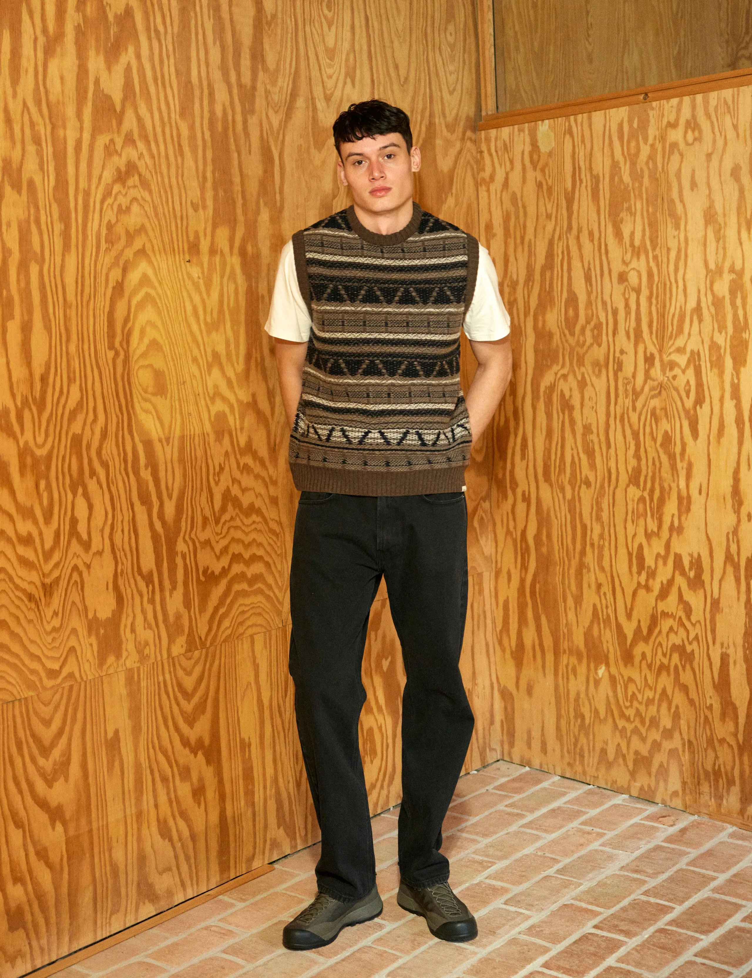 CONE JACQUARD VEST - NAVY sold by Foret product image thumbnail 2