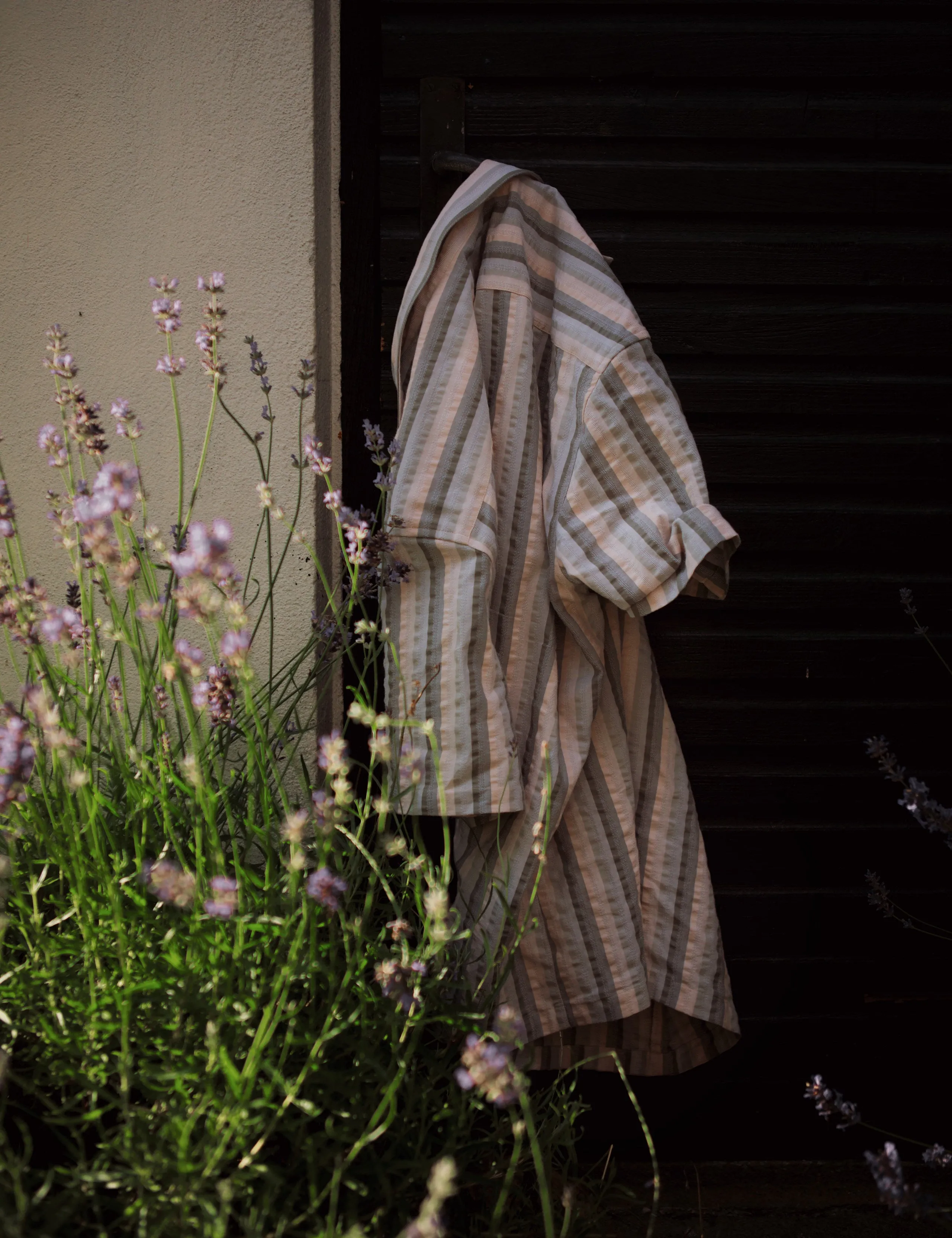 OTTER SEERSSUCKER SS SHIRT - GREY STRIPE sold by Foret product image thumbnail 2