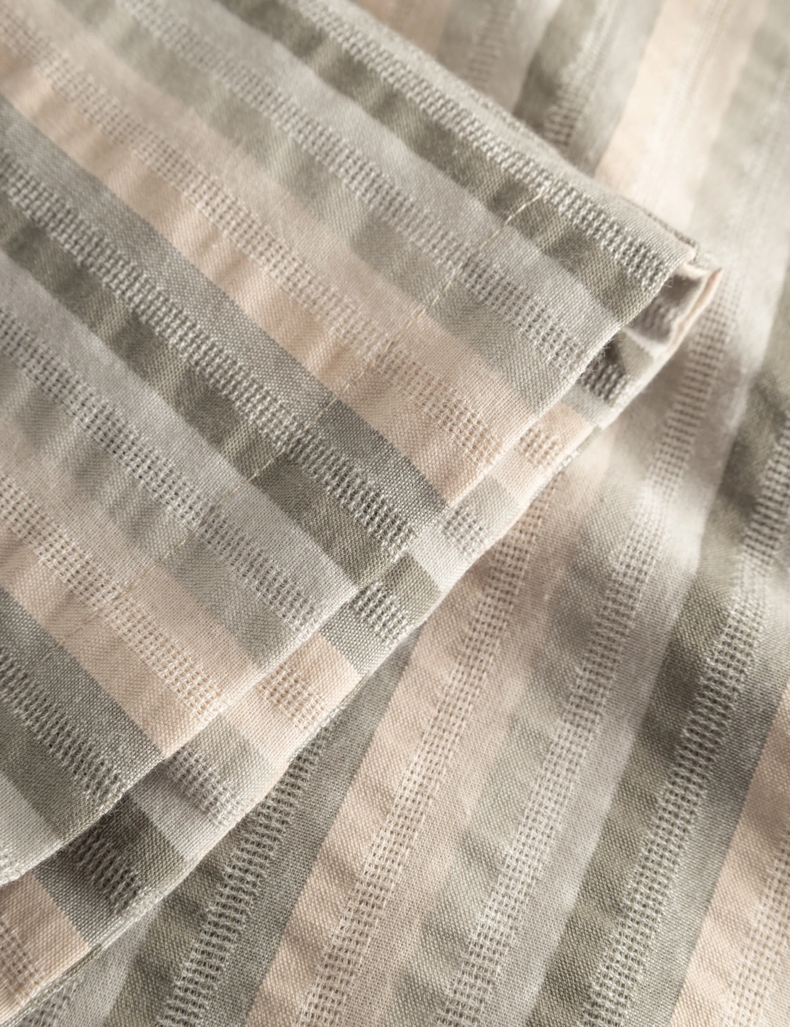 OTTER SEERSSUCKER SS SHIRT - GREY STRIPE sold by Foret product image thumbnail 5