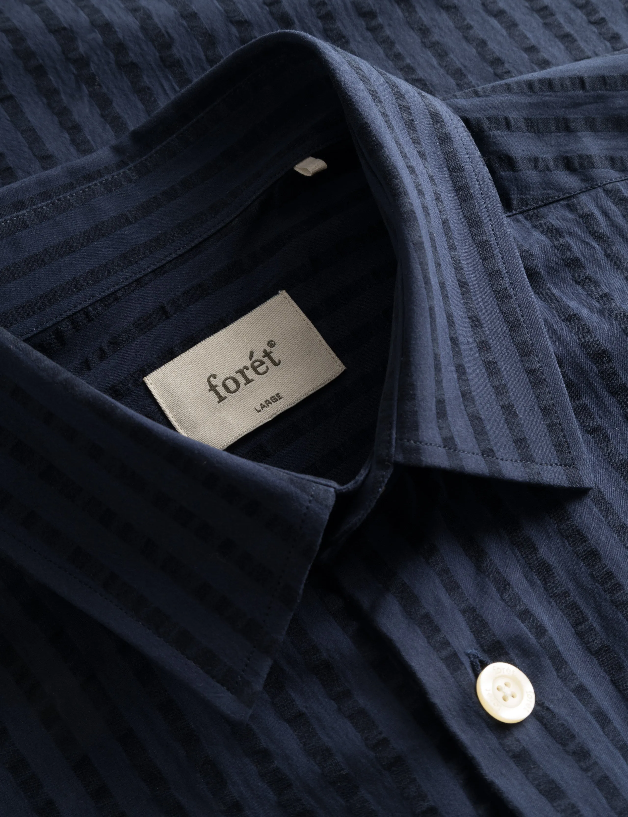 VOLE SEERSCUKER SS SHIRT - NAVY sold by Foret product image thumbnail 2