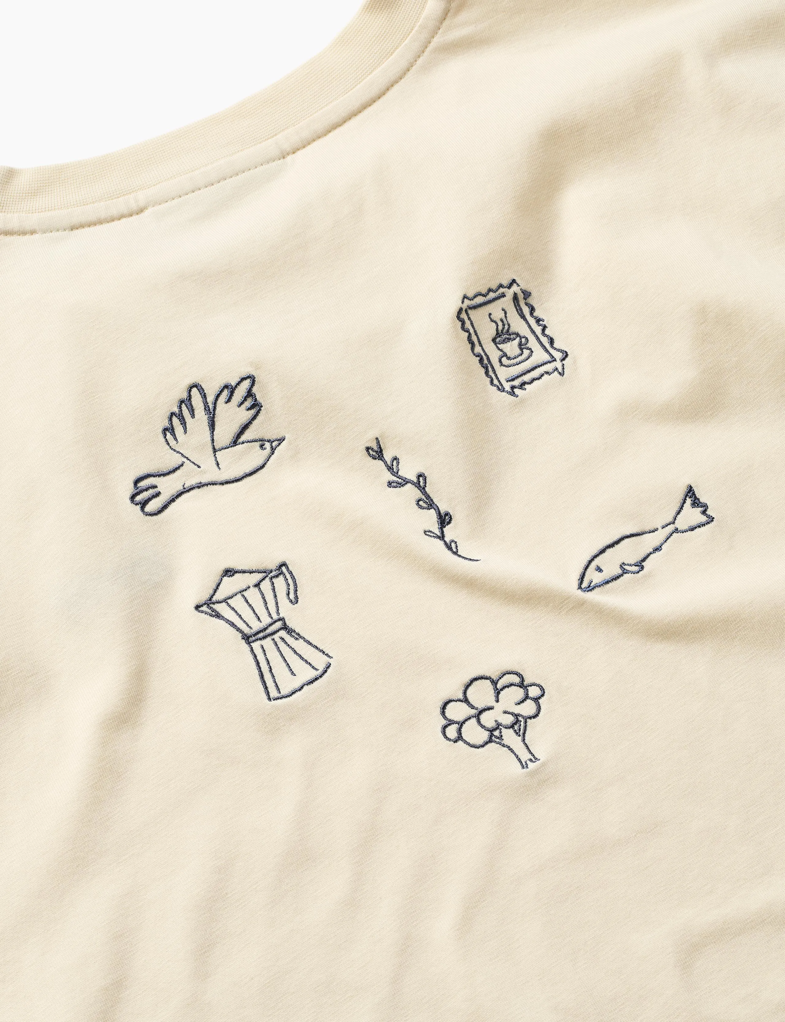 FIN T-SHIRT - CLOUD sold by Foret product image thumbnail 3