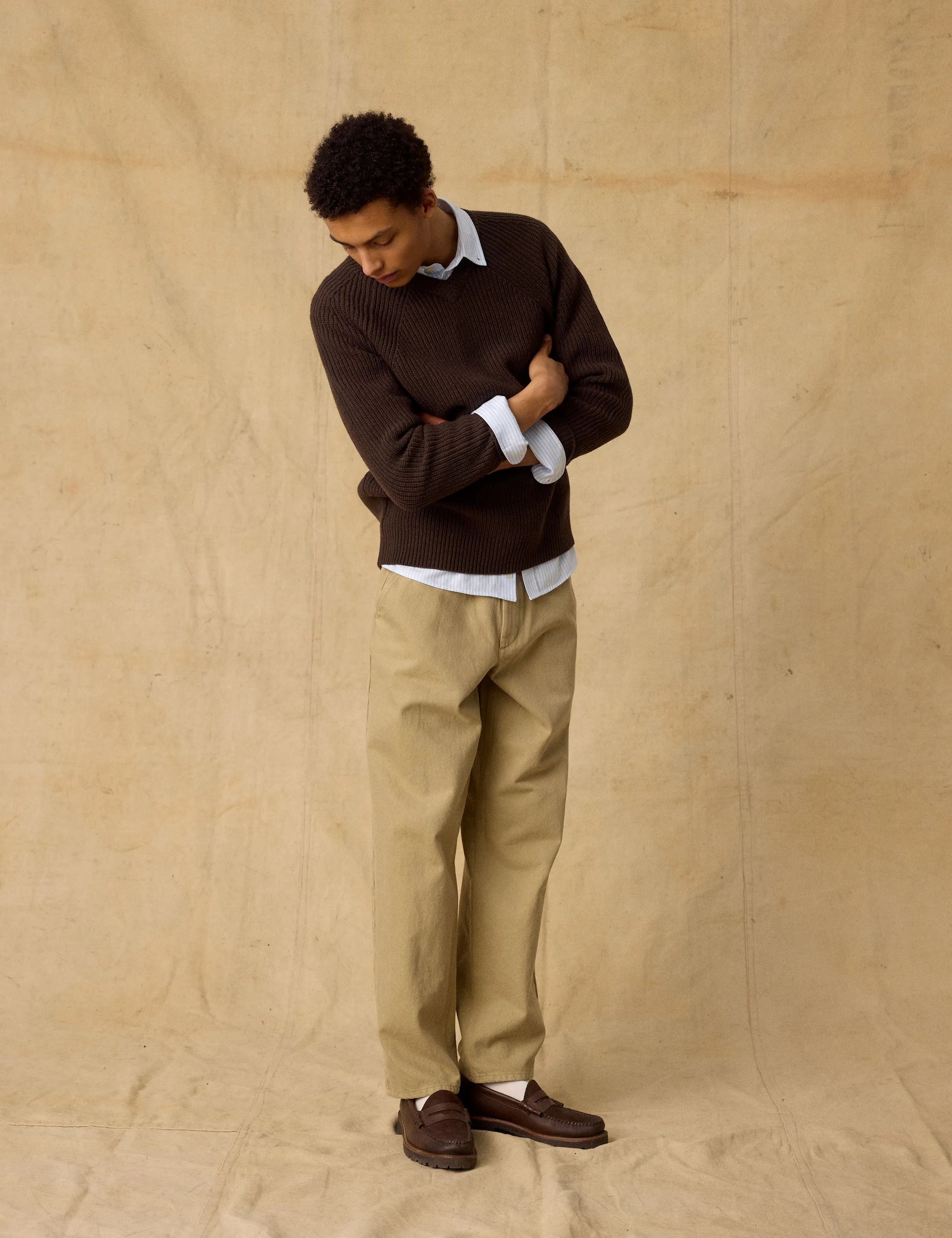 DELTA WOOL V-NECK KNIT - DARK BROWN sold by Foret product image thumbnail 3