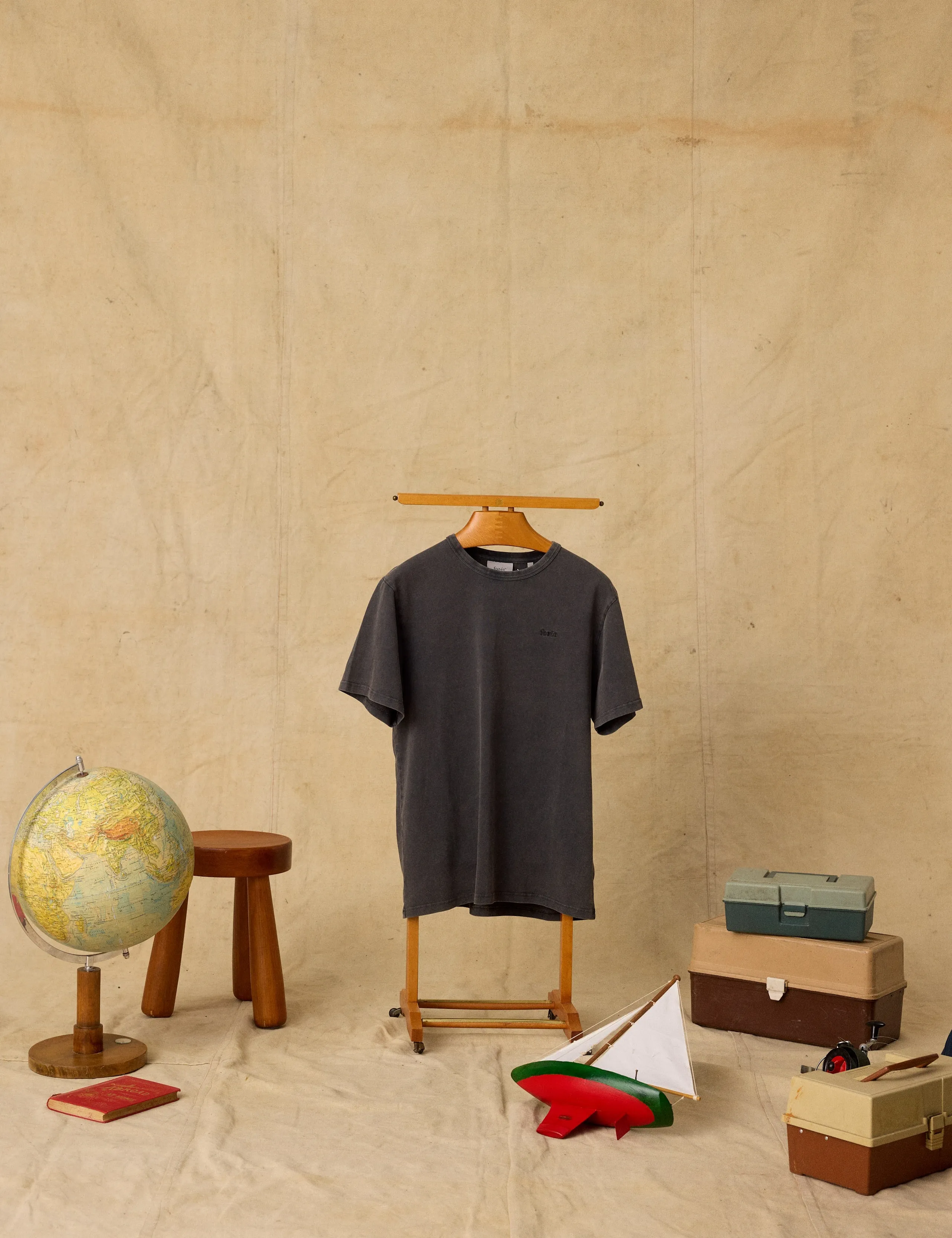 OAK FADED WASH T-SHIRT - DARK GREY sold by Foret product image thumbnail 3