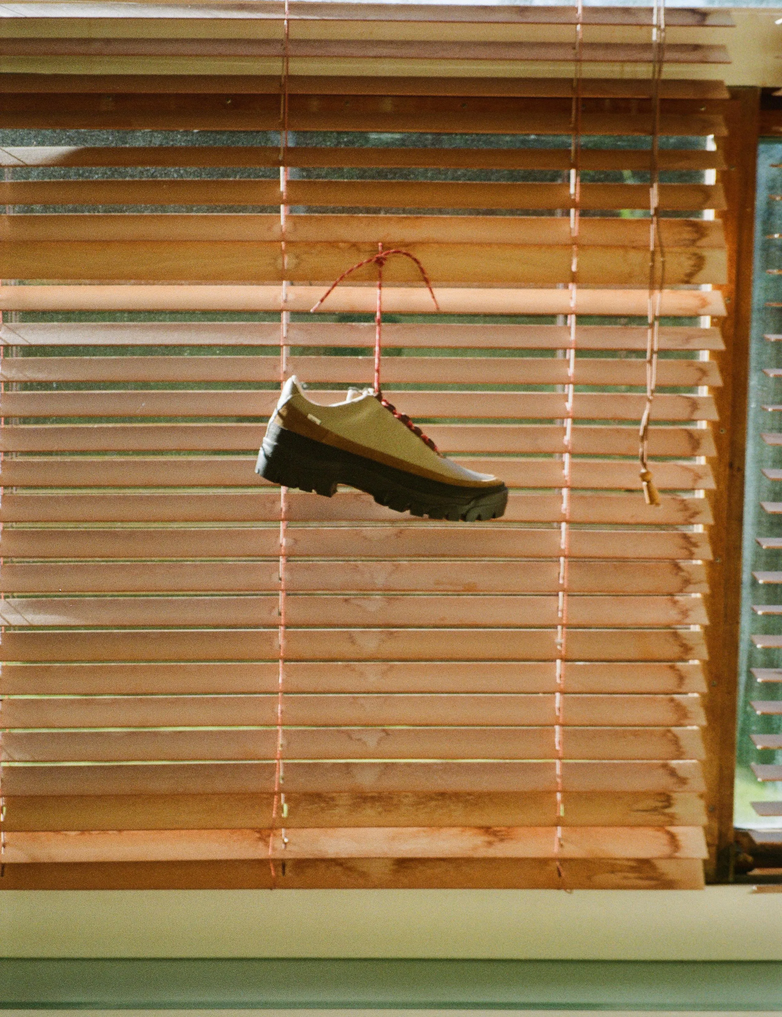 FORÉT + TARVAS EASY HIKER LEATHER - KHAKI sold by Foret product image thumbnail 2