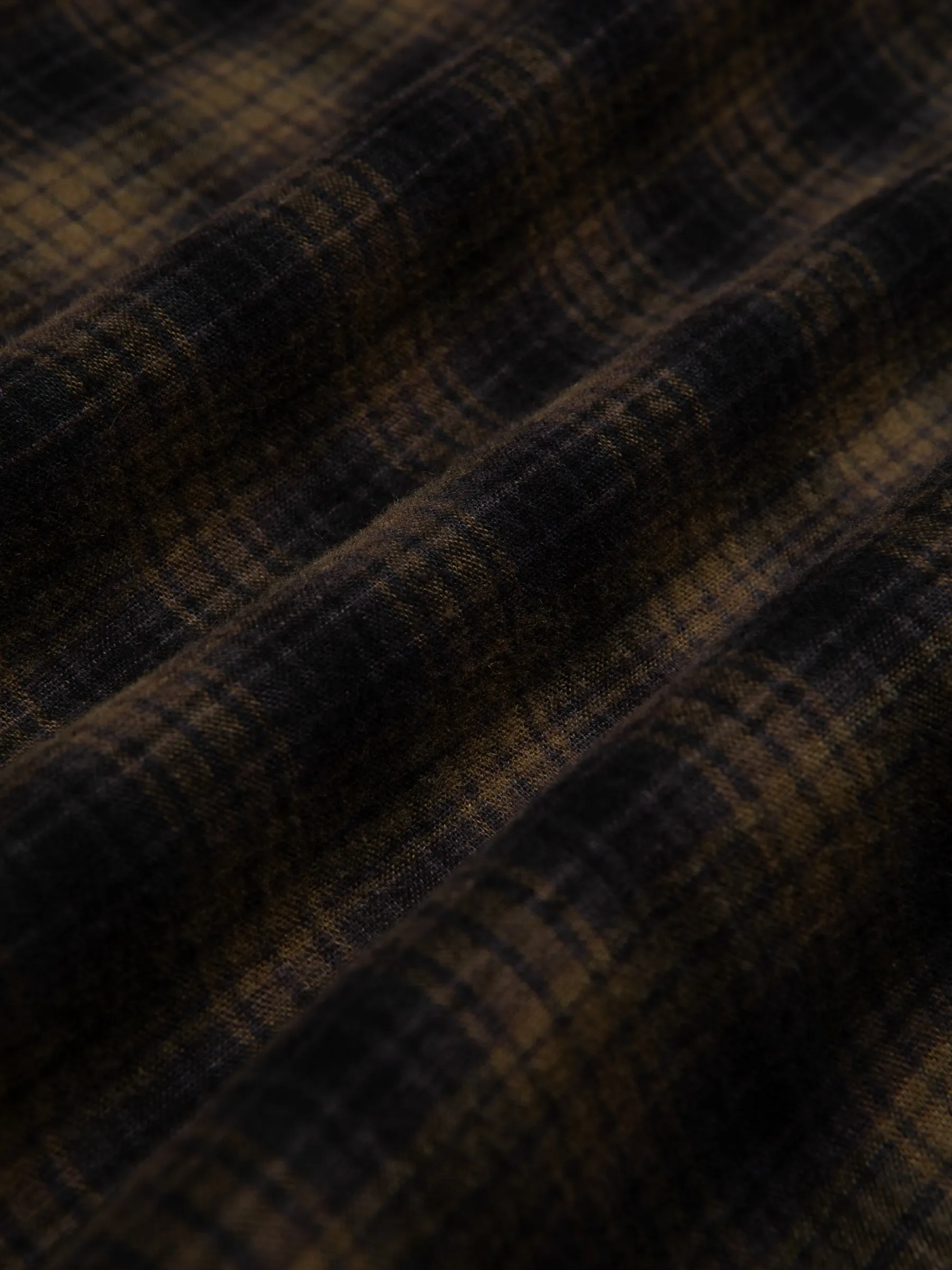 Raeburn Button Down Shirt In Charcoal / Khaki Check Cotton / Linen Blend sold by Kestin product image thumbnail 4