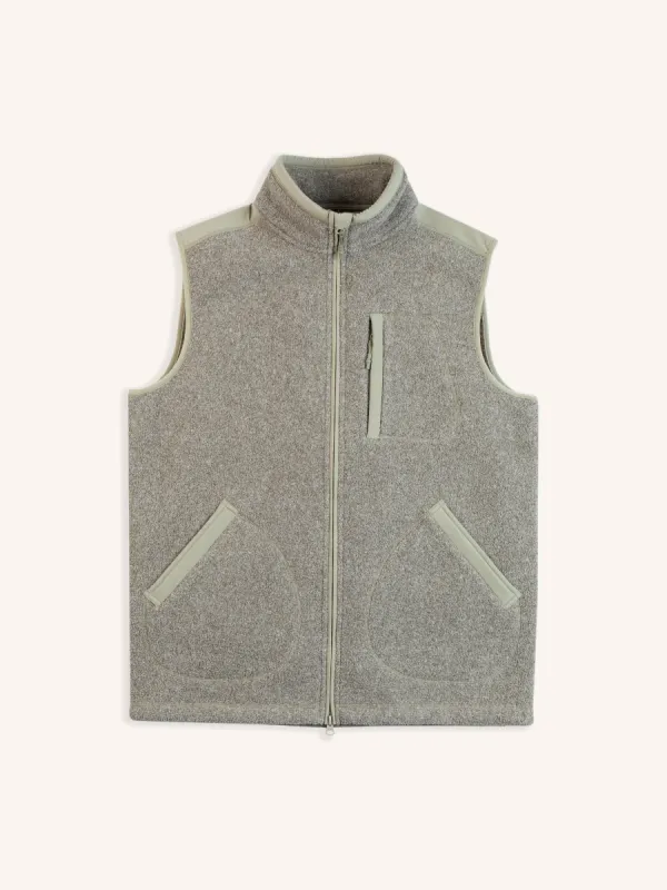 Glenmore Fleece Vest in Recycled Light Olive Marl made by Kestin