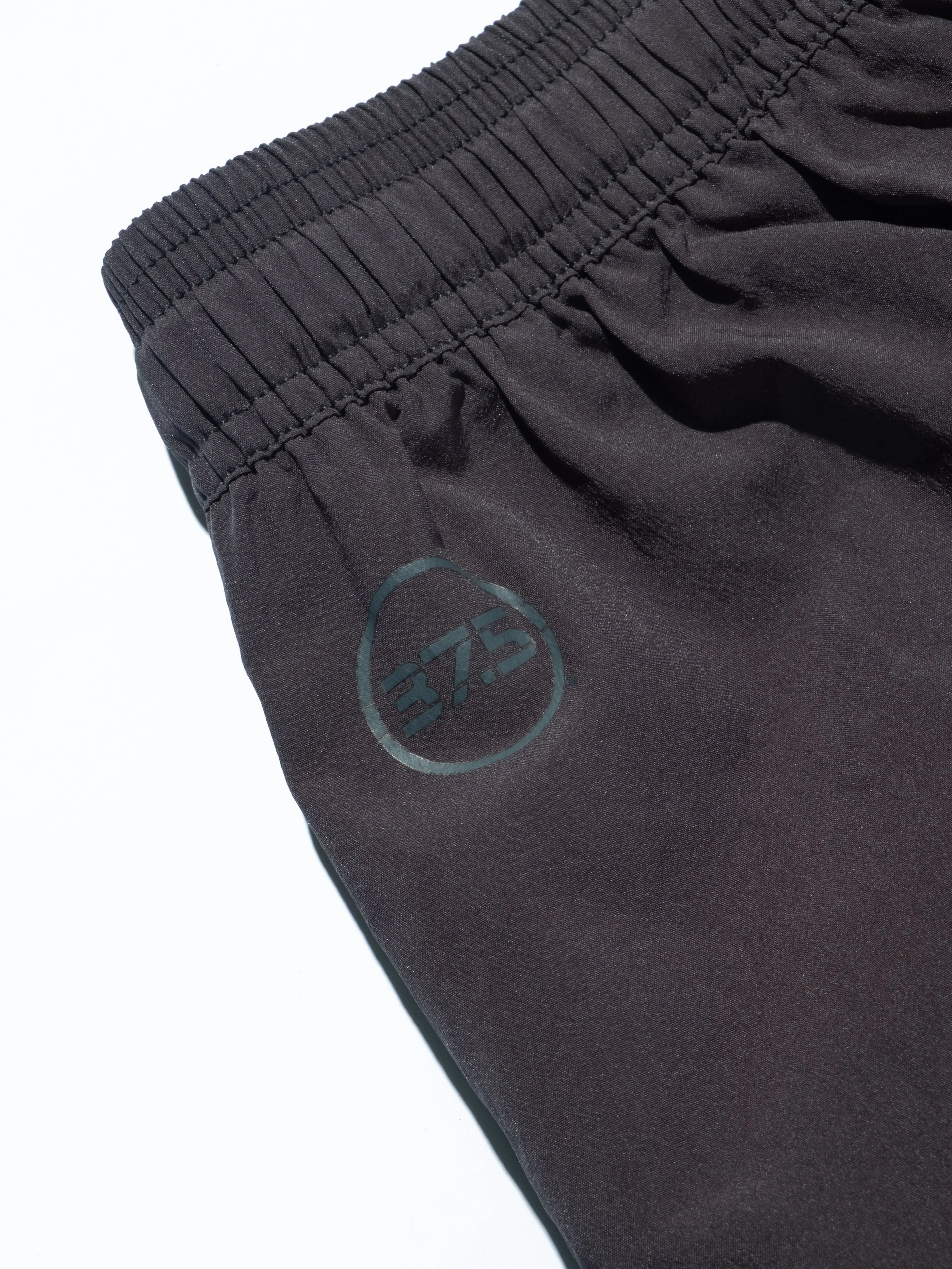 Edra Active Short in Charcoal 37.5® Technology sold by Kestin product image thumbnail 5