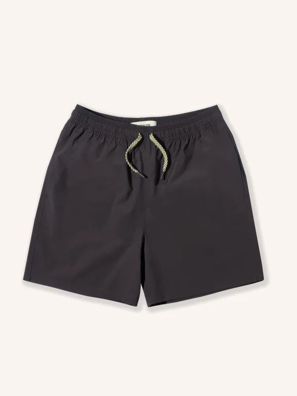 Edra Active Short in Charcoal 37.5® Technology made by Kestin