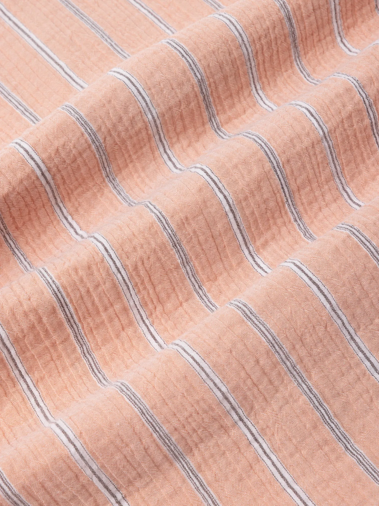 Tain Shirt in Washed Coral Double Weave Seersucker sold by Kestin product image thumbnail 3