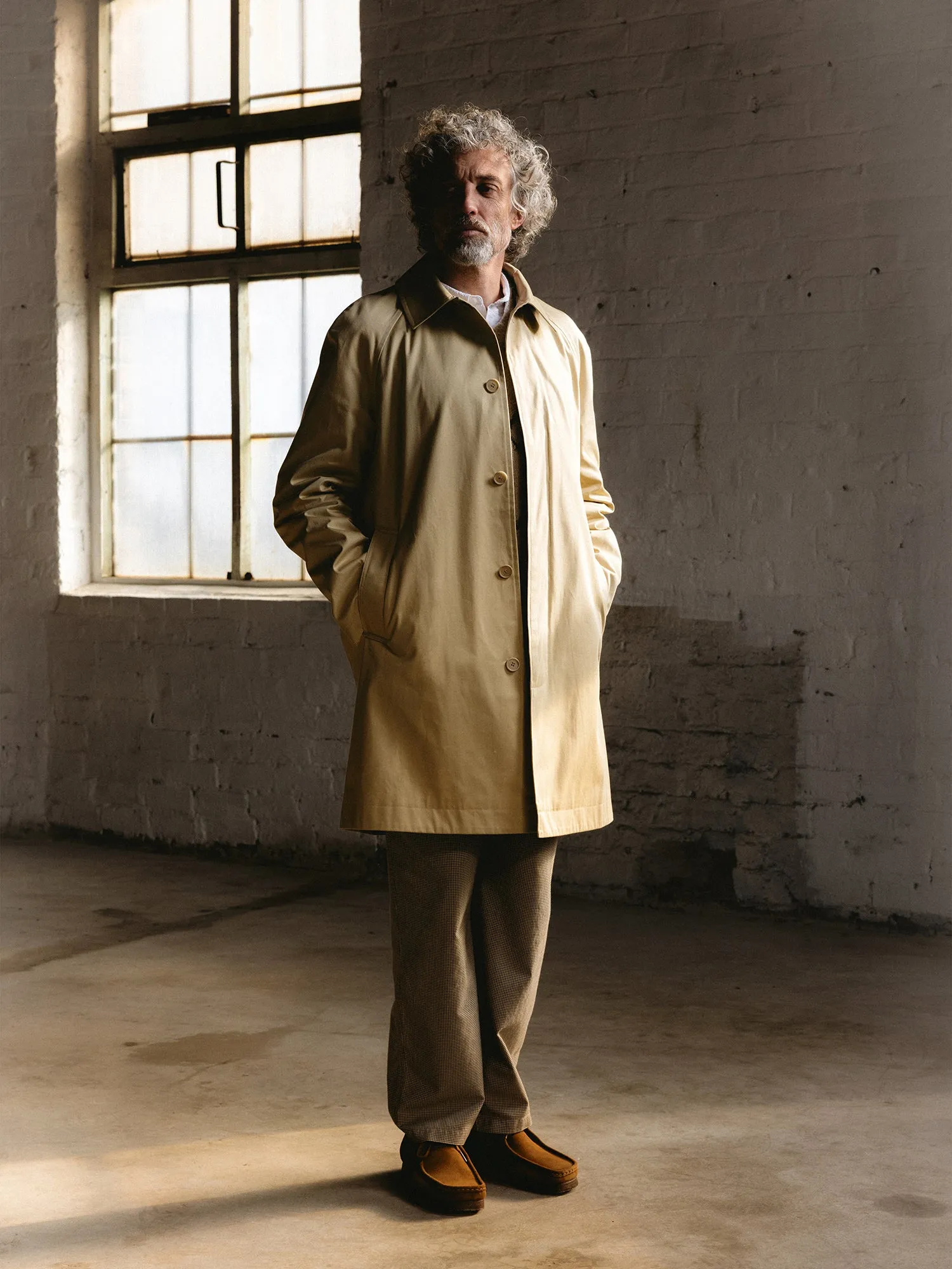 Morningside Mac in Sand Water-repellent Cotton Twill sold by Kestin product image thumbnail 2