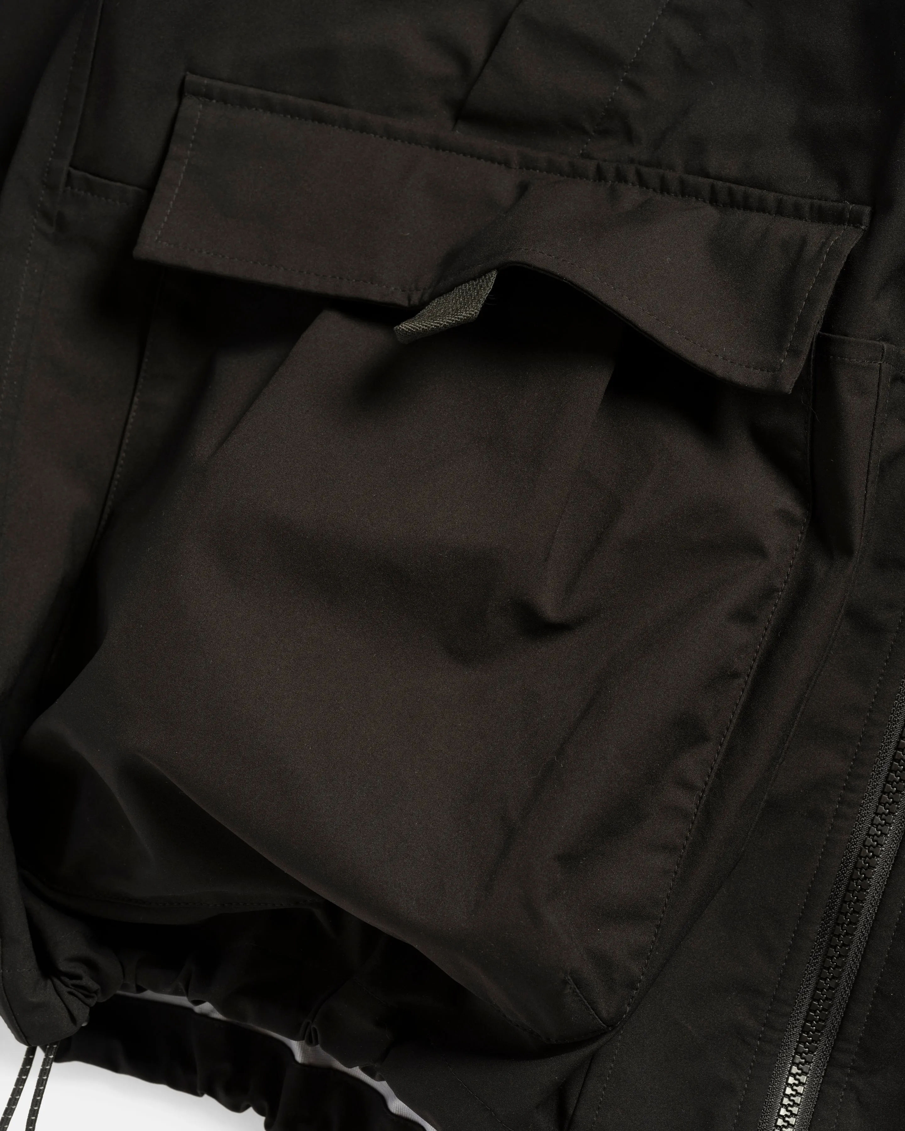 CASCADE OUTDOOR PROTECTION SYSTEM HOODED SHELL - BLACK WATER-REPELLENT 3L BONDED MEMBRANE sold by 18 East product image thumbnail 3