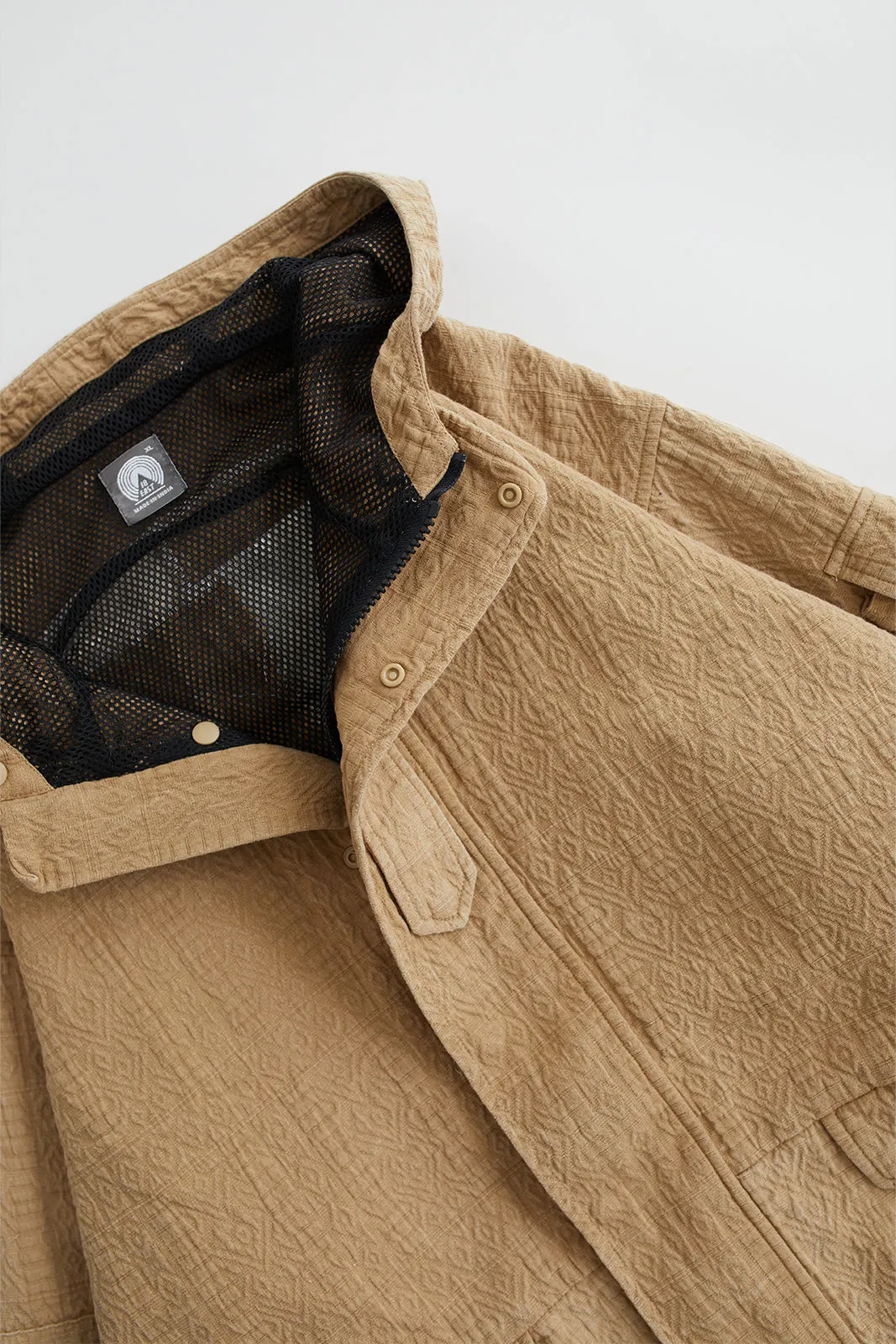 PROSPECT PARKA - STONEWASHED HANDLOOM DOUBLEWEAVE WITH KHADI PATCHWORK BACK sold by 18 East product image thumbnail 3