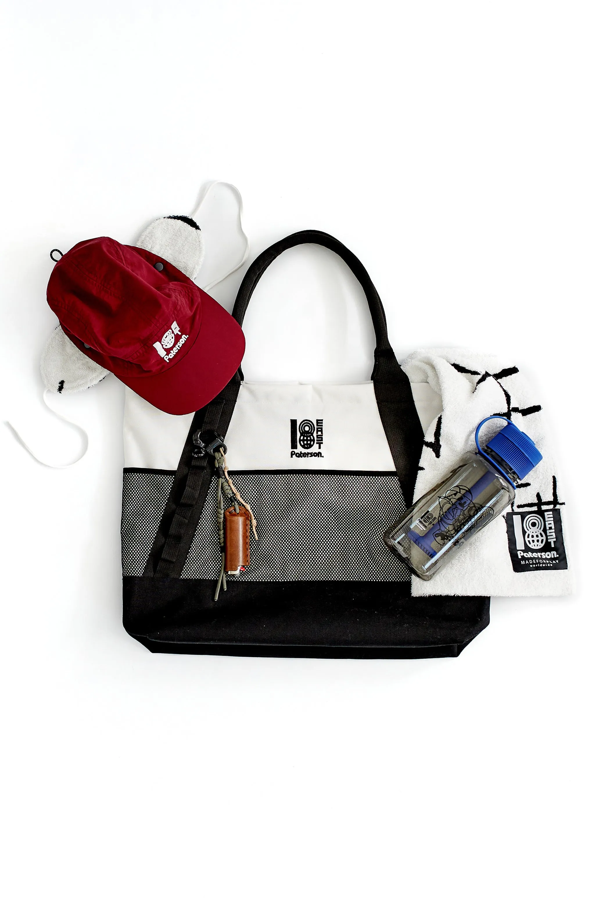 ANTHONY CARRYALL TOTE - WHITE / BLACK 1000D WATER-REPELLENT BALLISTIC NYLON sold by 18 East