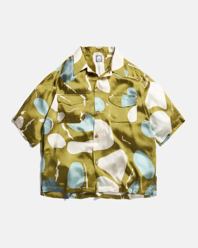 SS WES SHIRT - OLIVE MOSS RIVERBED ROCKS PRINTED VEGAN SILK made by 18 East