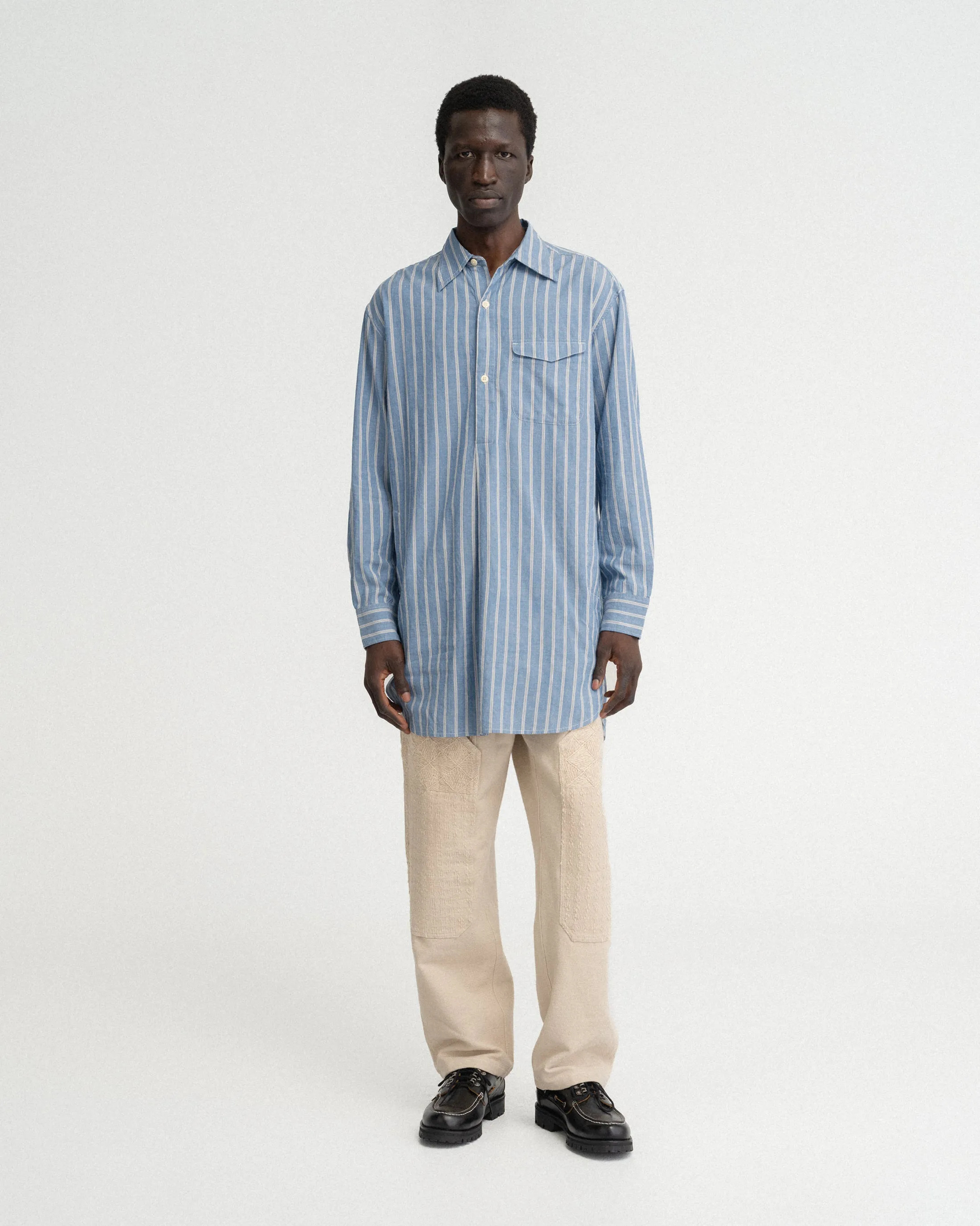 UDAI KURTA - CHAMBRAY / WHITE / NAVY YARN DYED END ON END COTTON sold by 18 East product image thumbnail 4