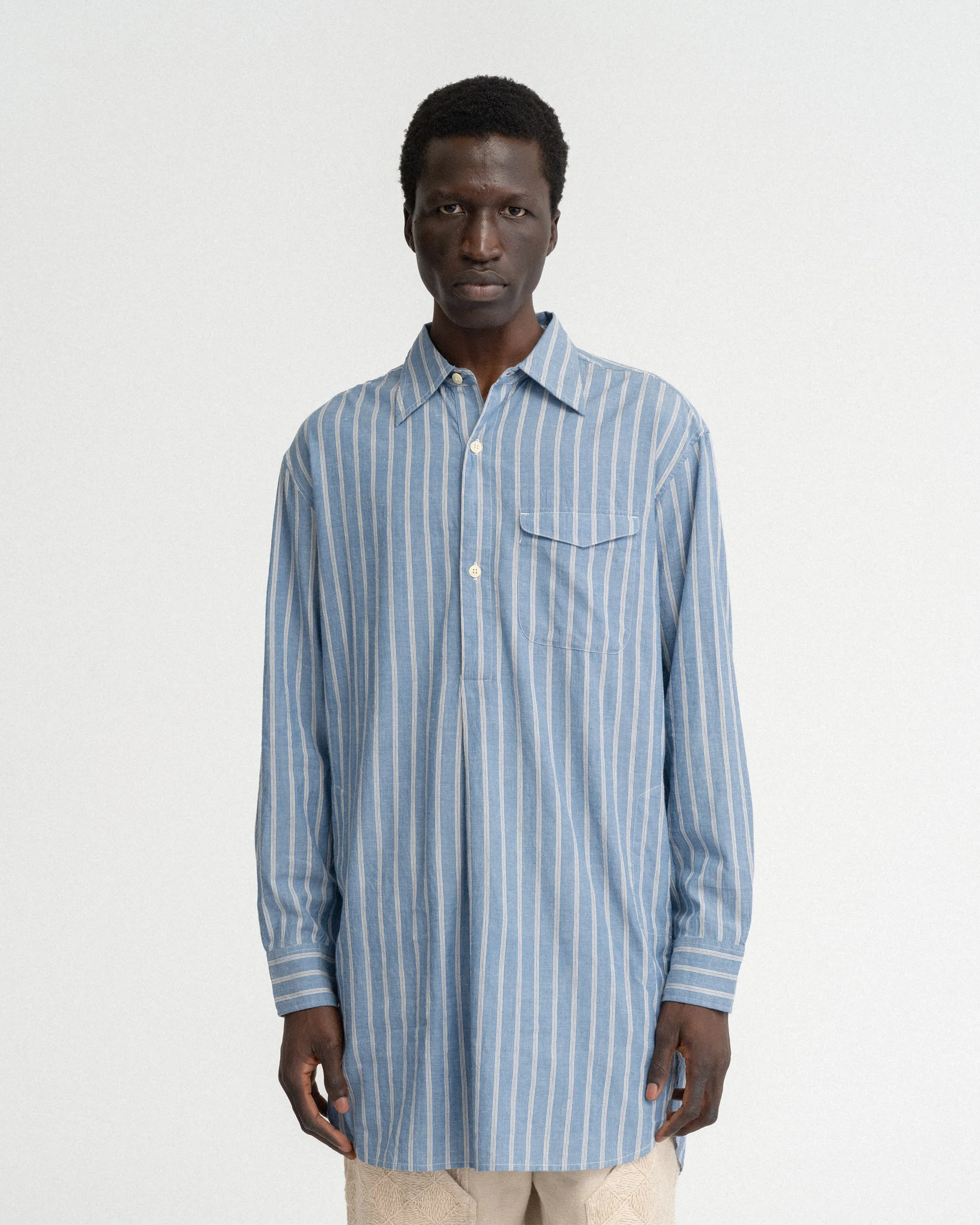 UDAI KURTA - CHAMBRAY / WHITE / NAVY YARN DYED END ON END COTTON sold by 18 East product image thumbnail 2