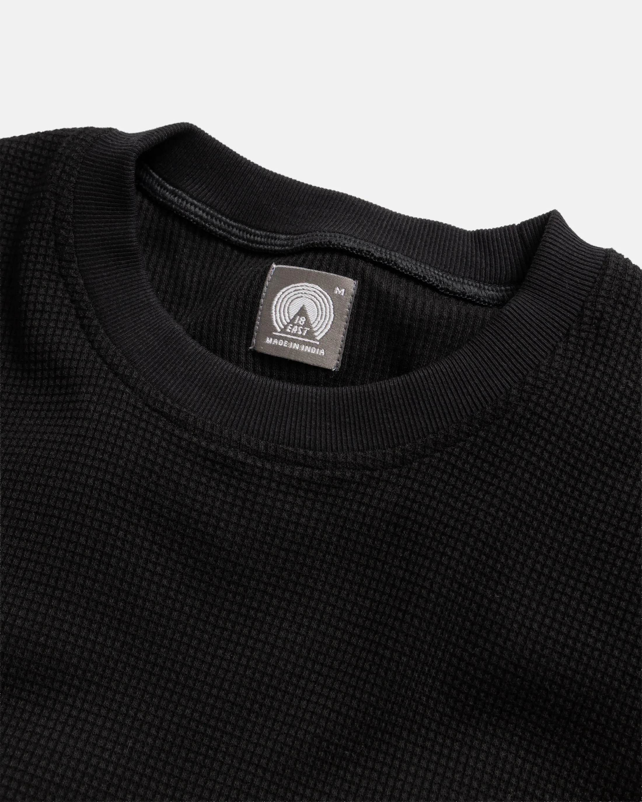 HIROCK LTE HALF SLEEVE CREWNECK - BLACK TECH COTTON LIGHTWEIGHT THERMAL sold by 18 East product image thumbnail 2